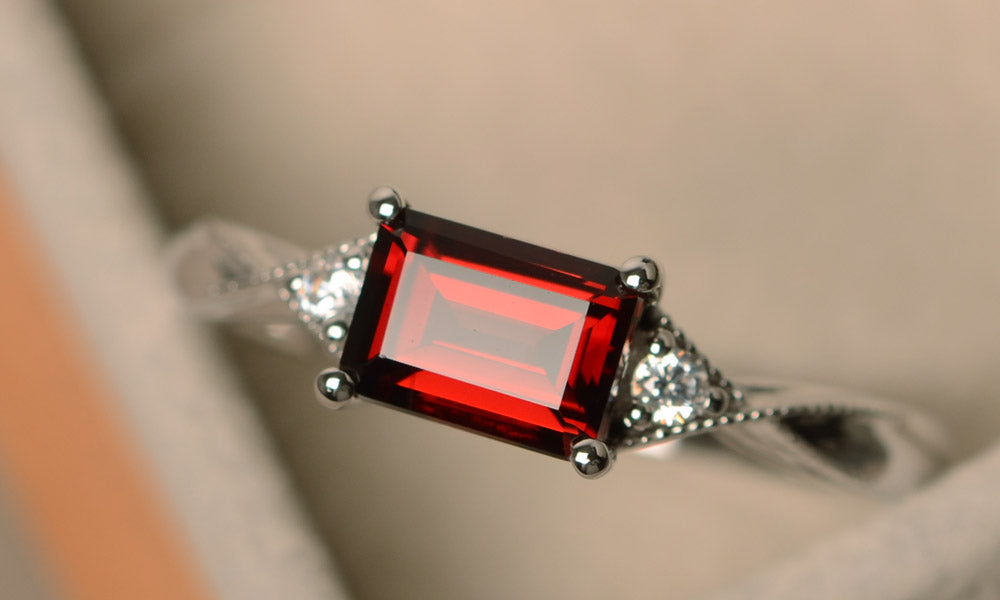 what is january birthstone