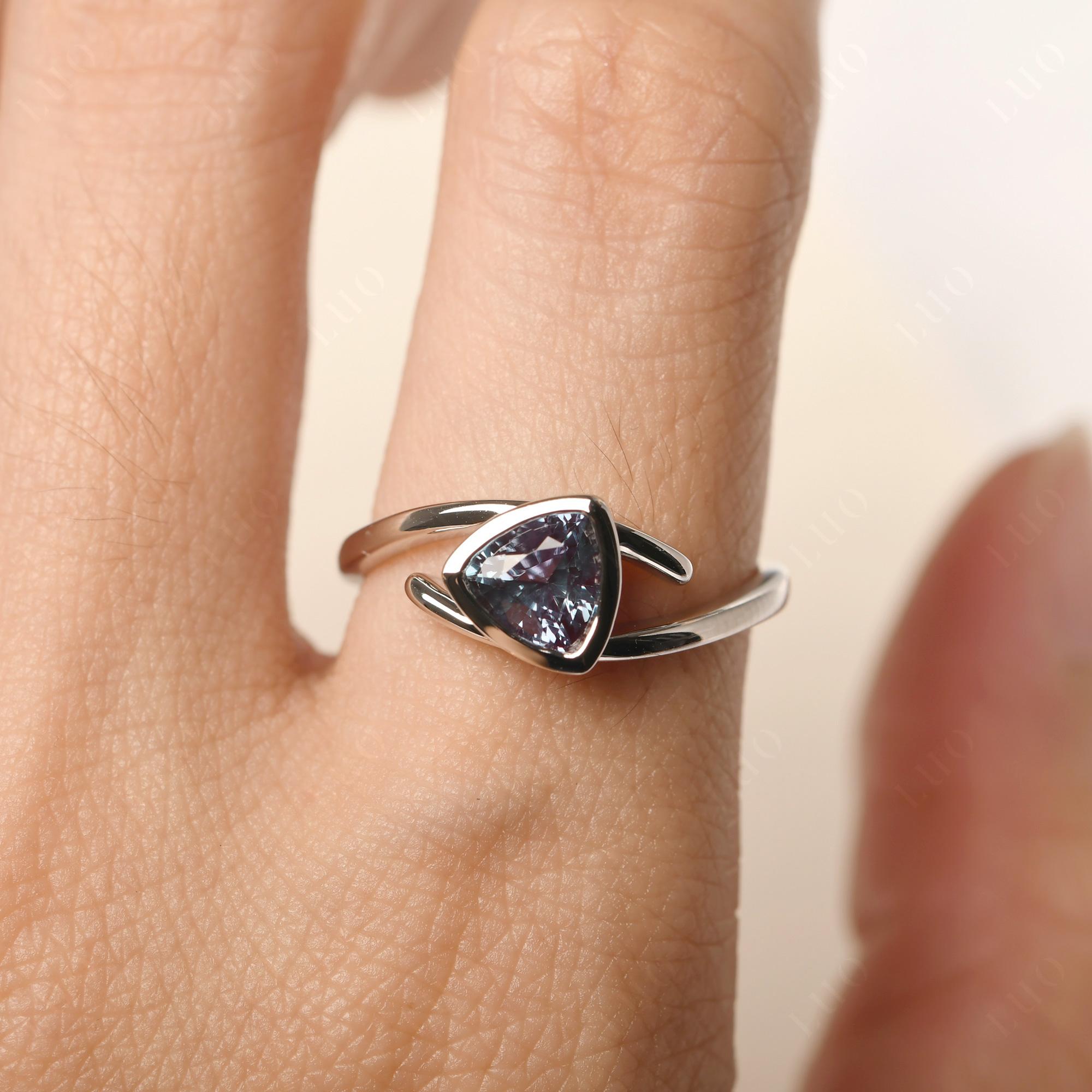 Bezel Set Alexandrite Ring - LUO Jewelry