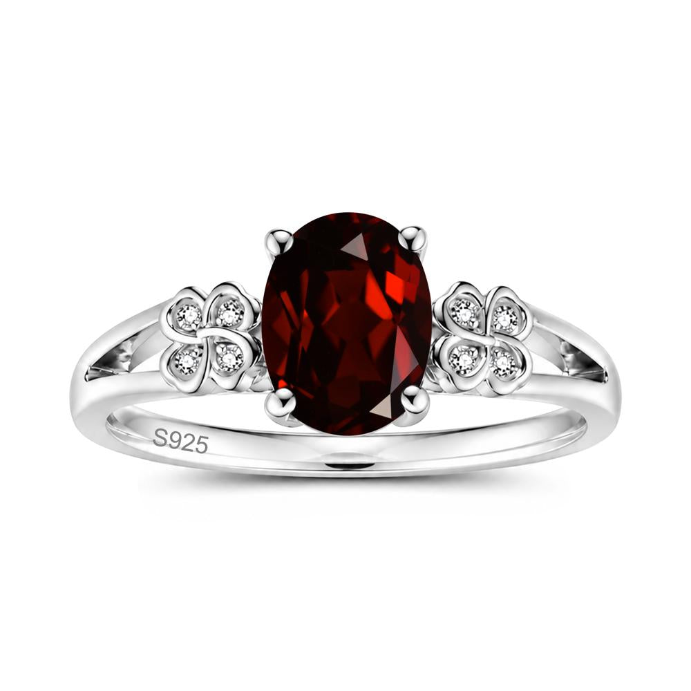 Oval Cut Emerald Leaf Clover Ring - LUO Jewelry #gemstone_Garnet