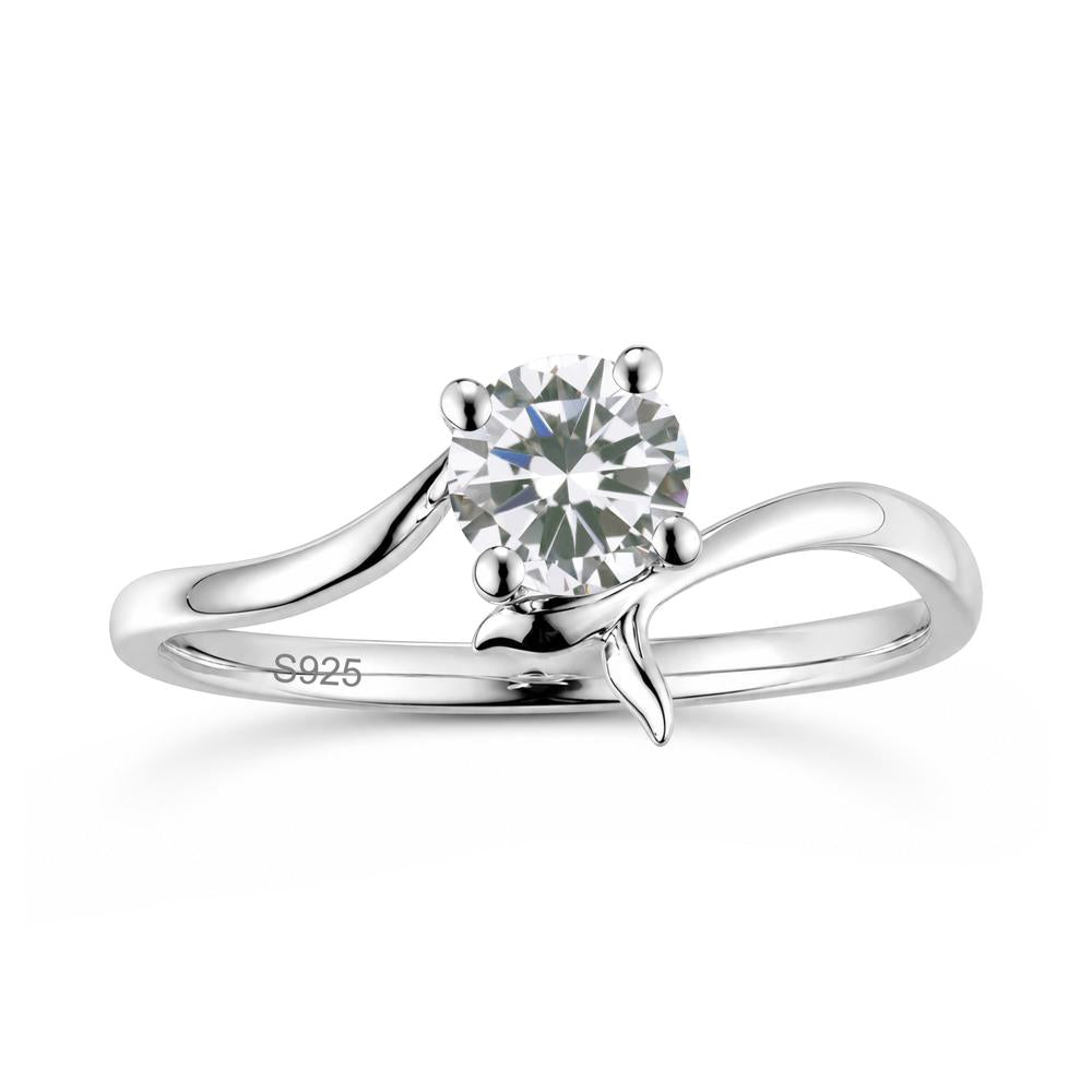 Round Shaped Emerald Whale Tail Bypass Ring - LUO Jewelry #gemstone_Cubic Zirconia