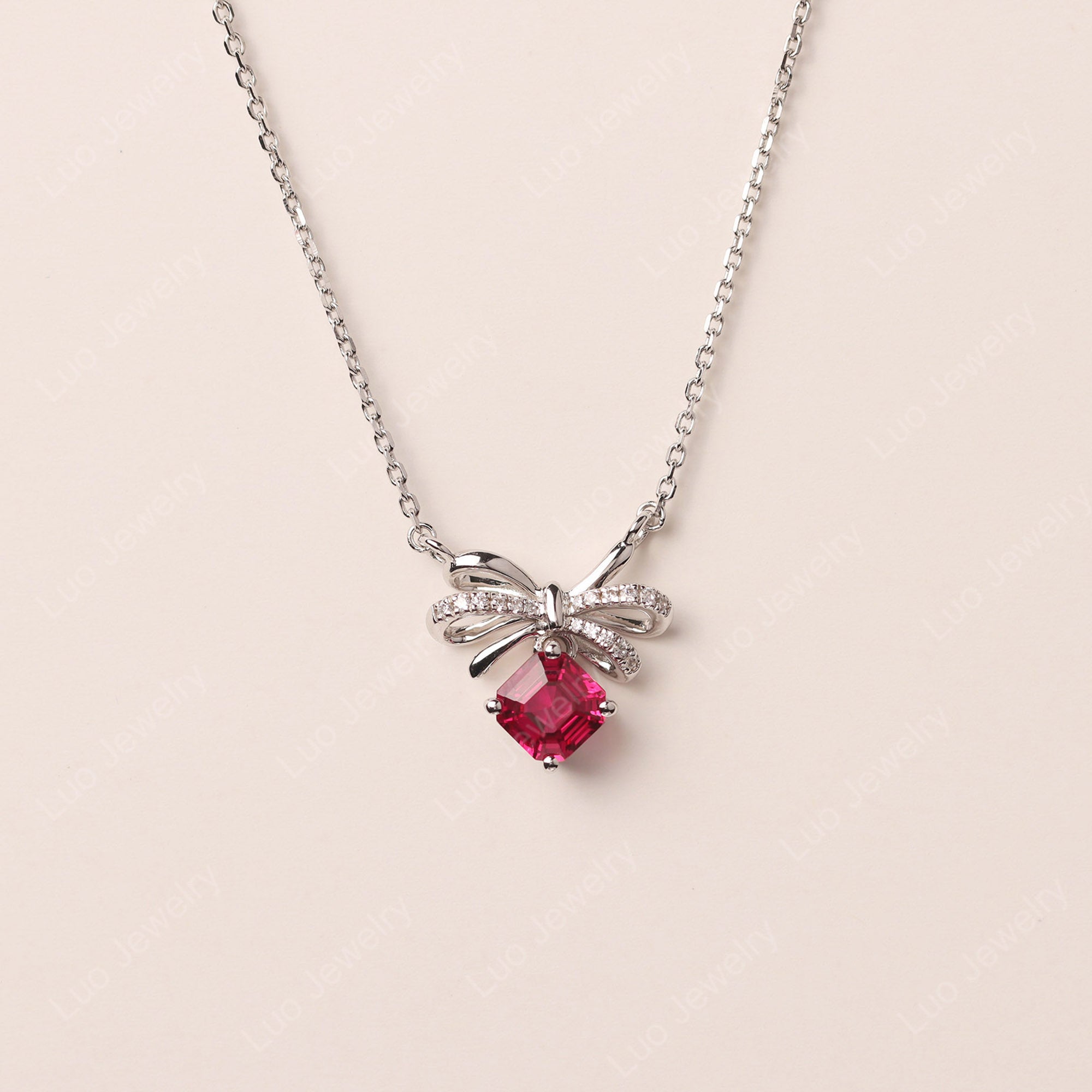 Asscher Cut Ruby Bowknotネックレス