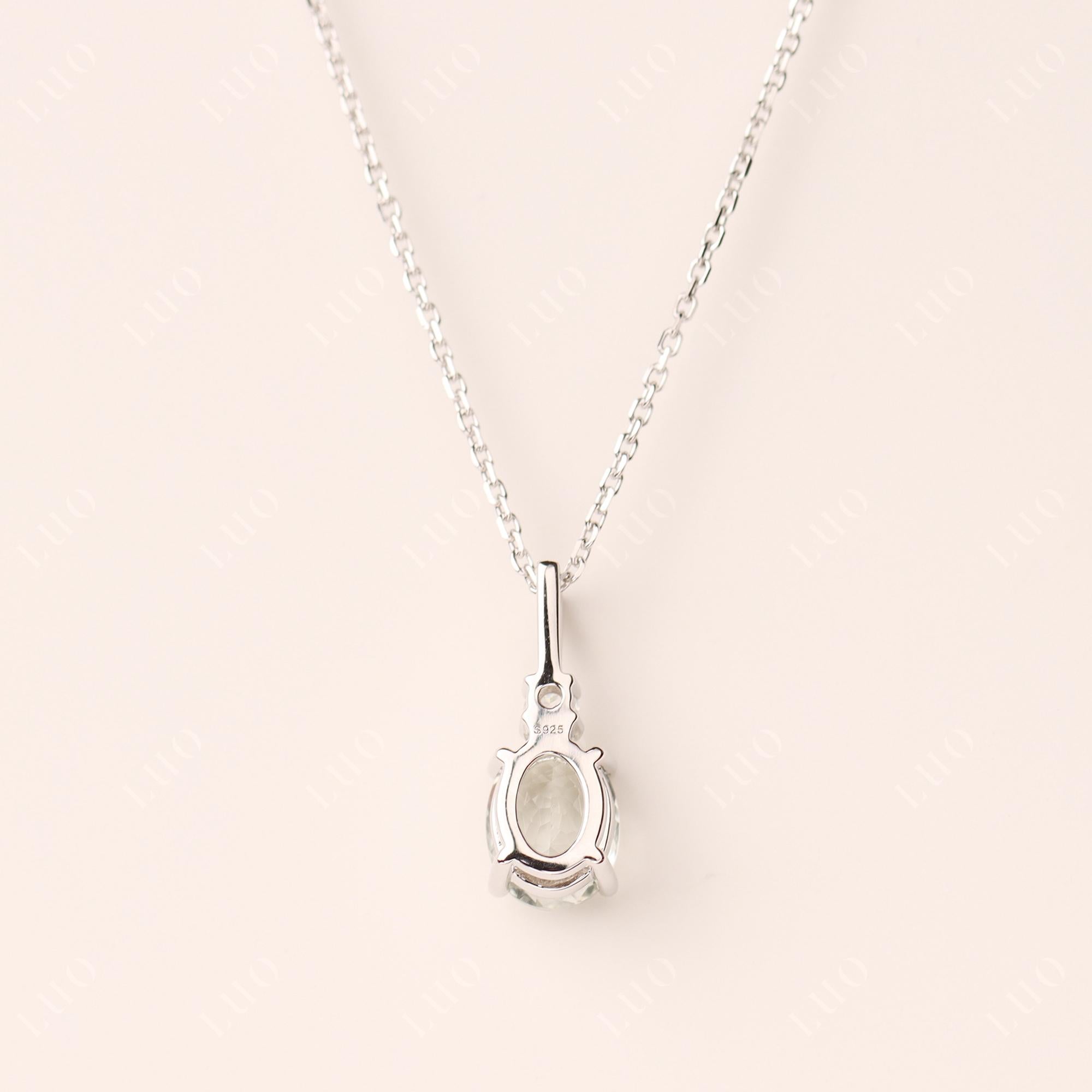 Schlichte ovale grüne Amethystkette