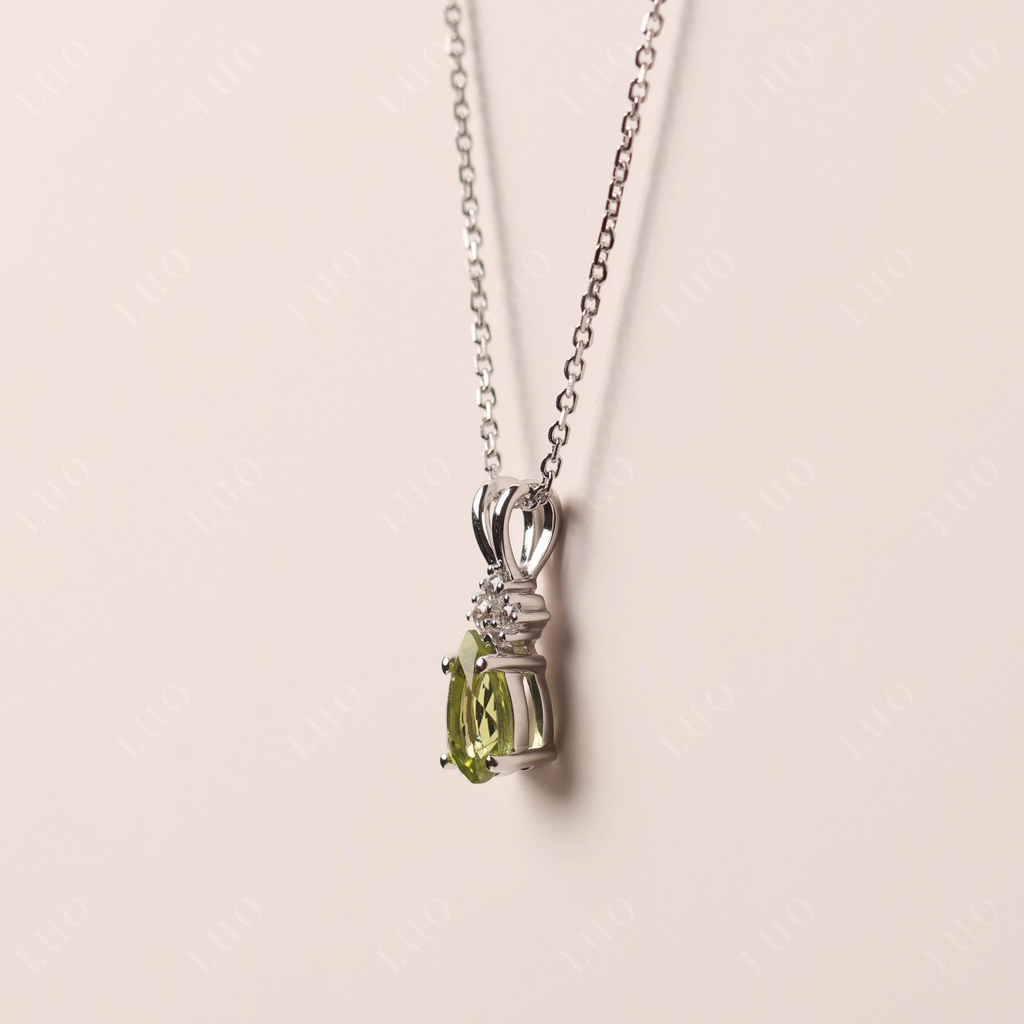 Pear Shaped Peridot Necklace