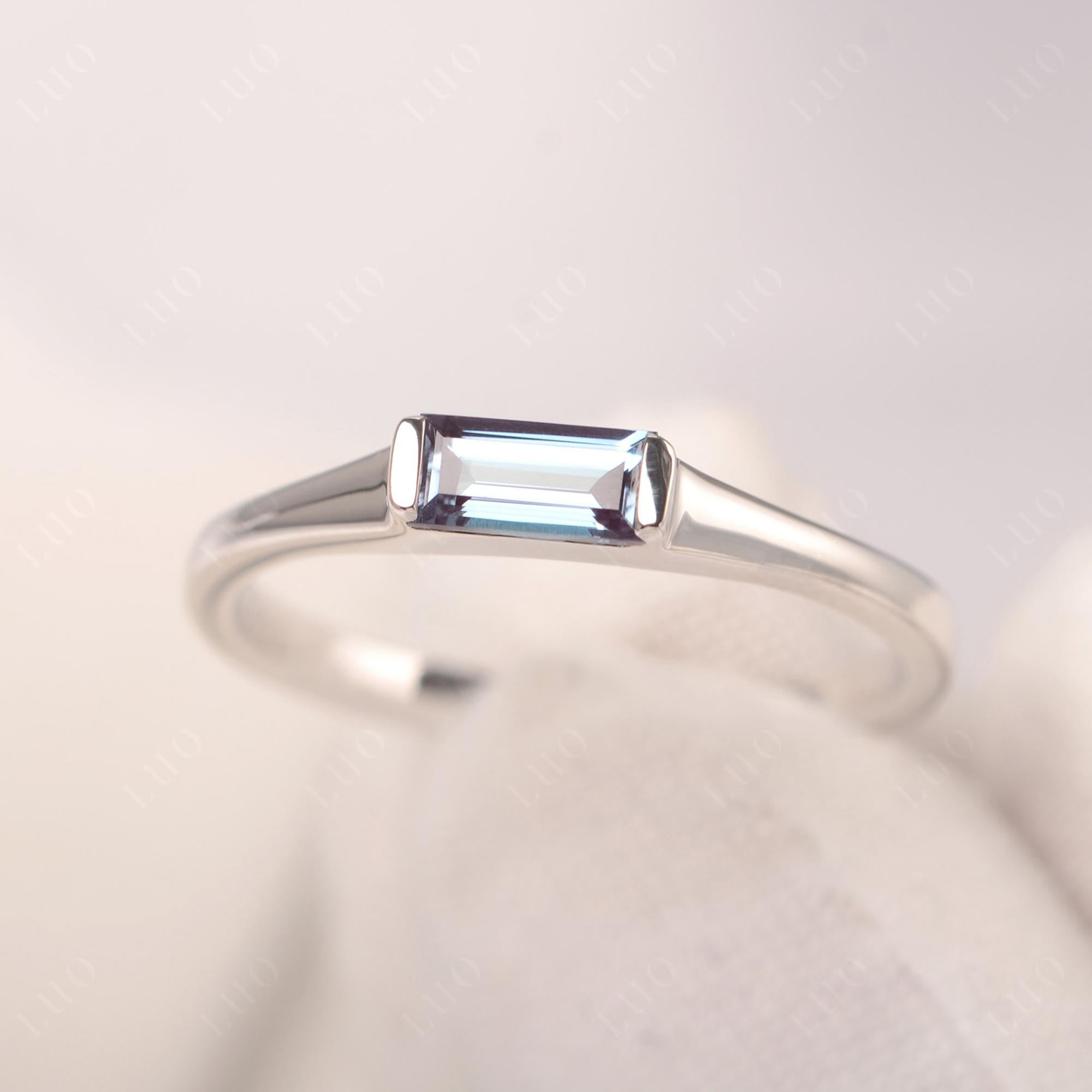 Alexandrite Baguette Ring - LUO Jewelry