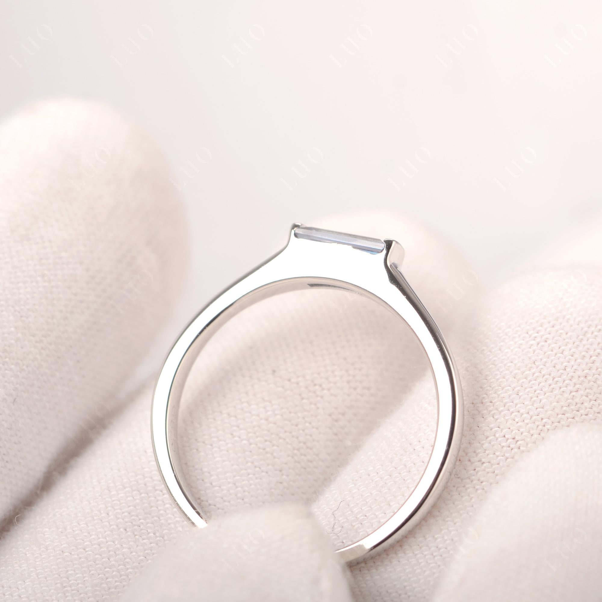 Alexandrite Baguette Ring - LUO Jewelry