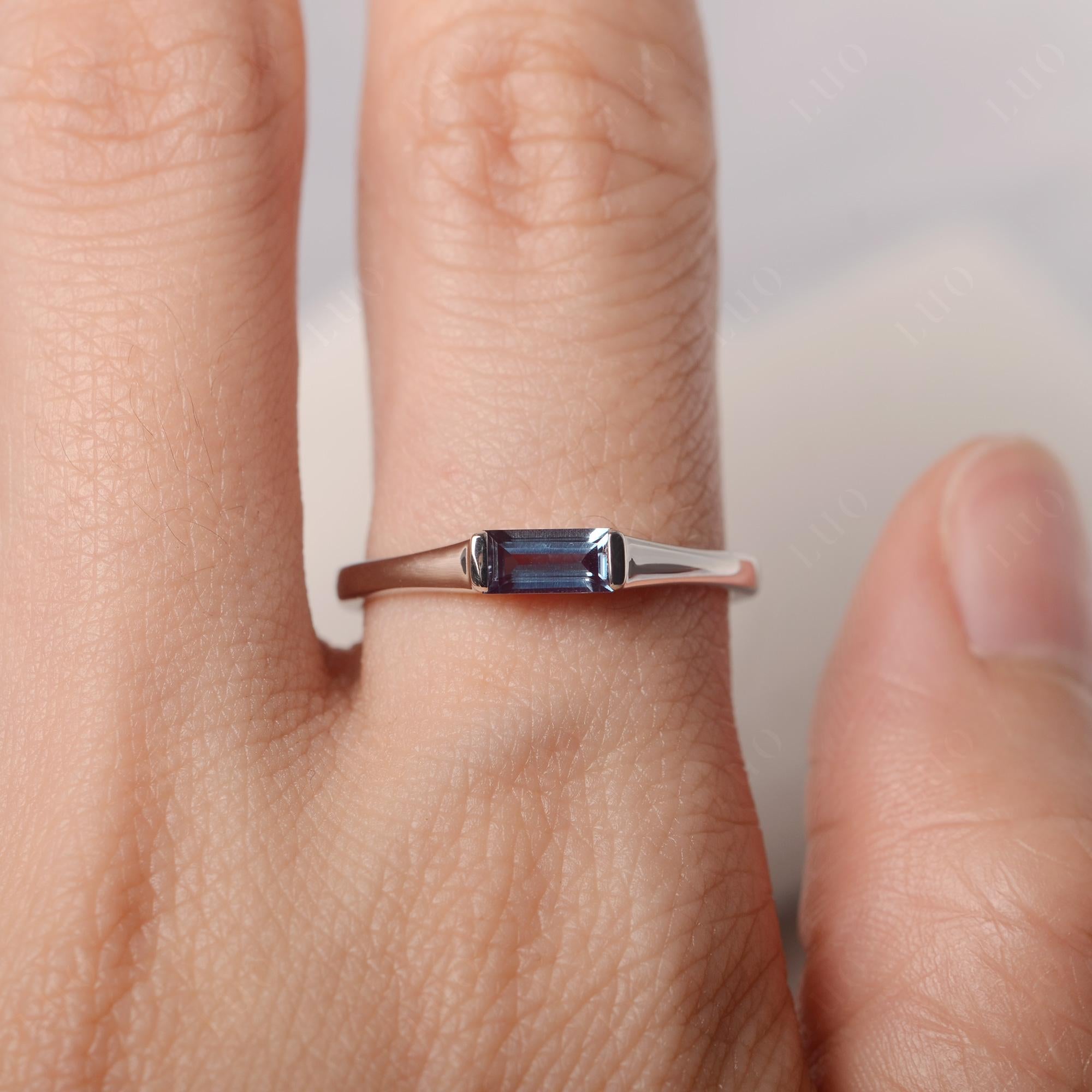Alexandrite Baguette Ring - LUO Jewelry