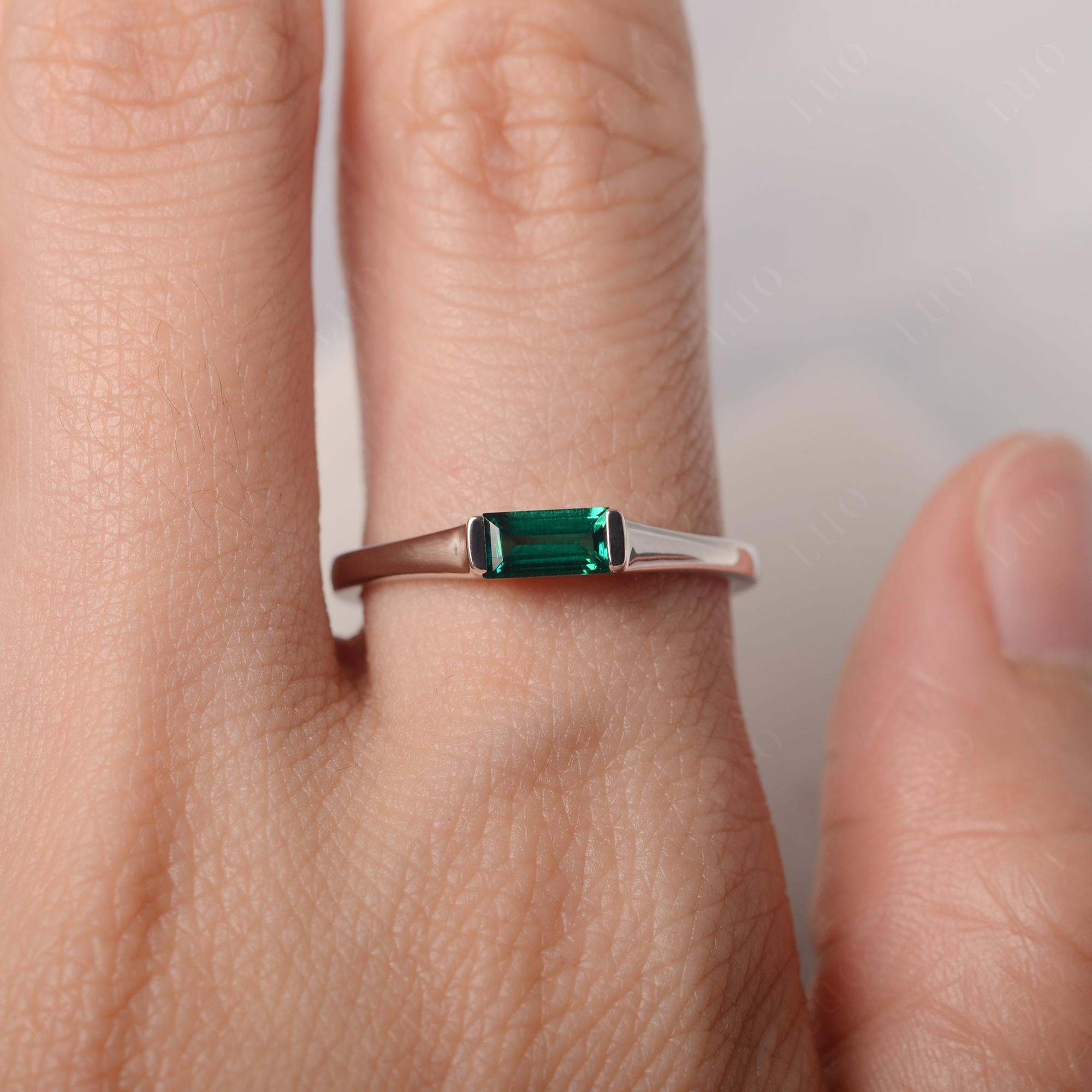Emerald Baguette Ring - LUO Jewelry