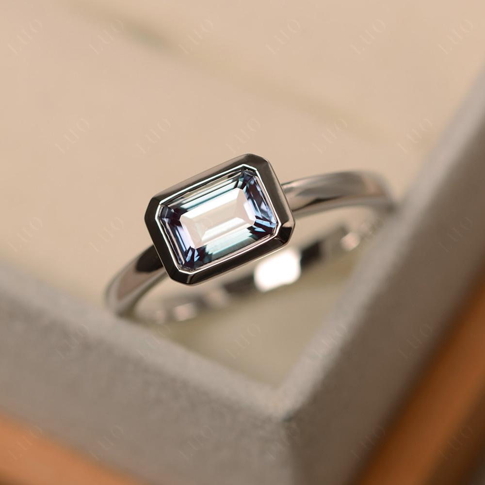 East West Emerald Cut Alexandrite Bezel Ring - LUO Jewelry