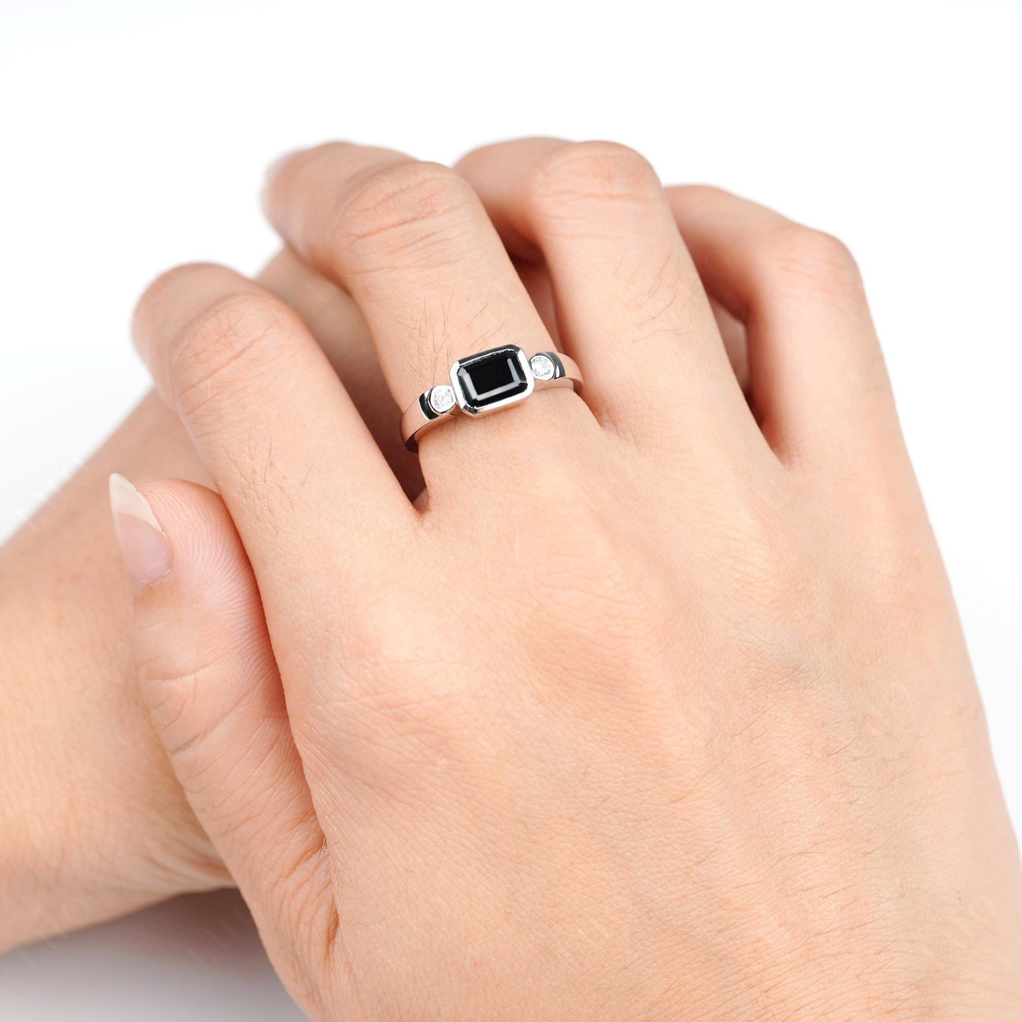 Antique Style Black Spinel East West Ring - LUO Jewelry