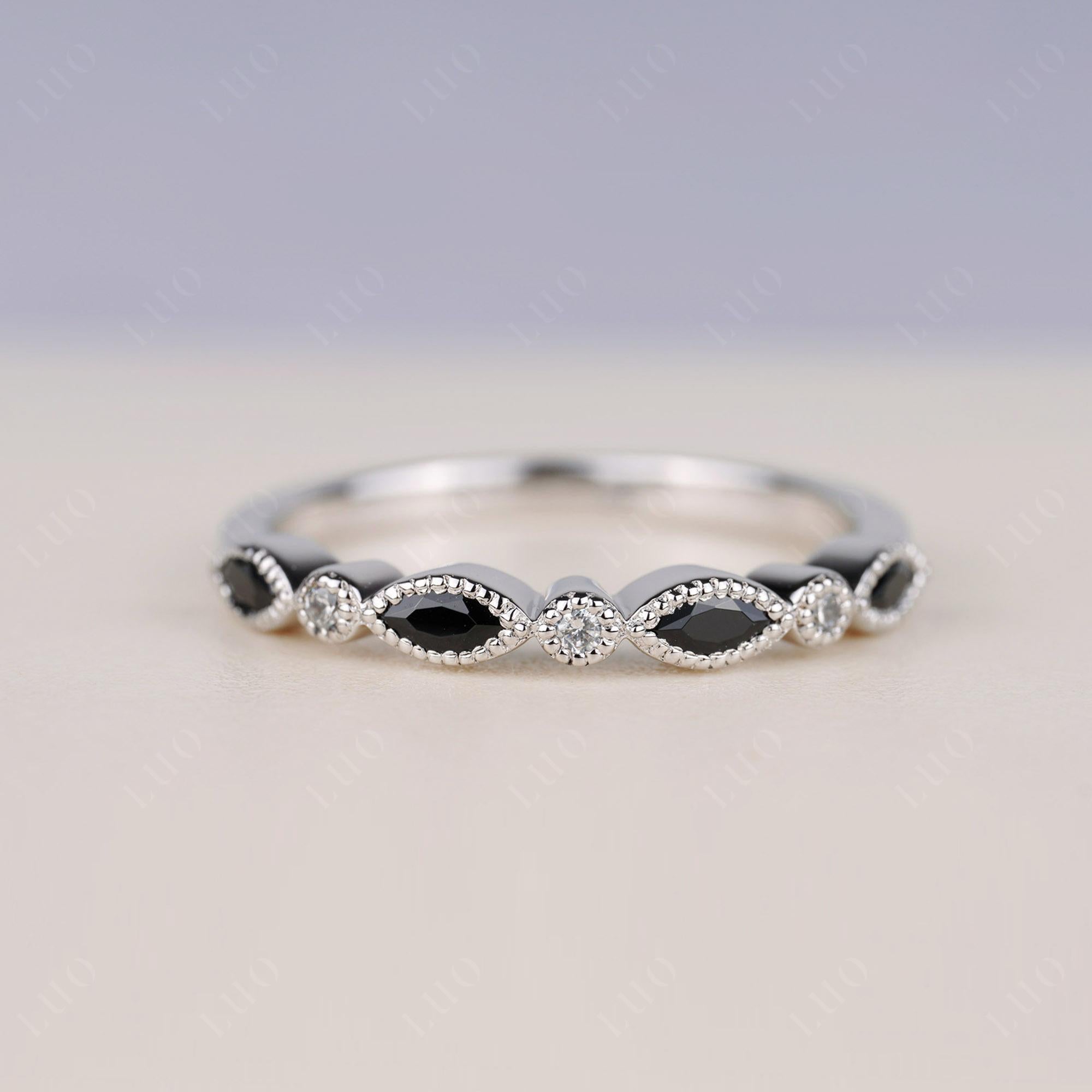 Black Spinel Milgrain Band Ring - LUO Jewelry