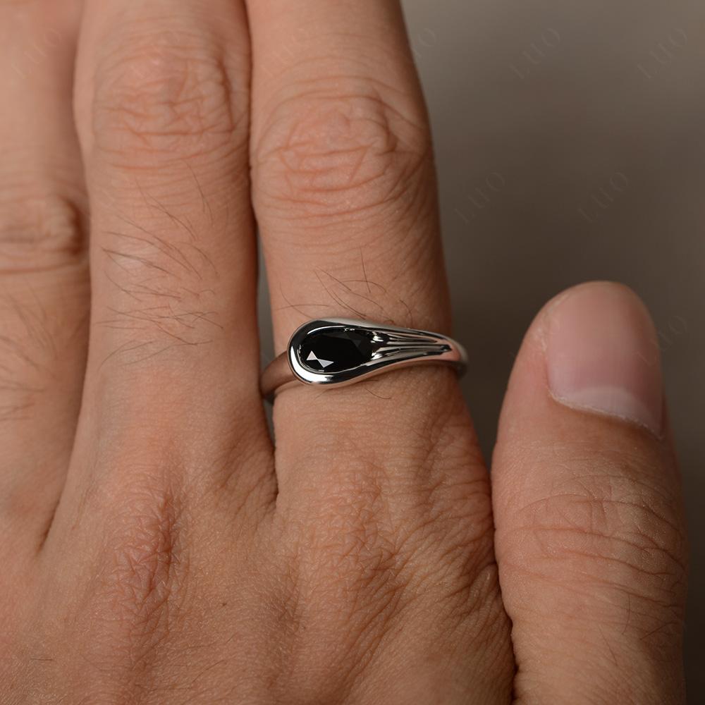 Black Spinel East West Oval Engagement Ring - LUO Jewelry
