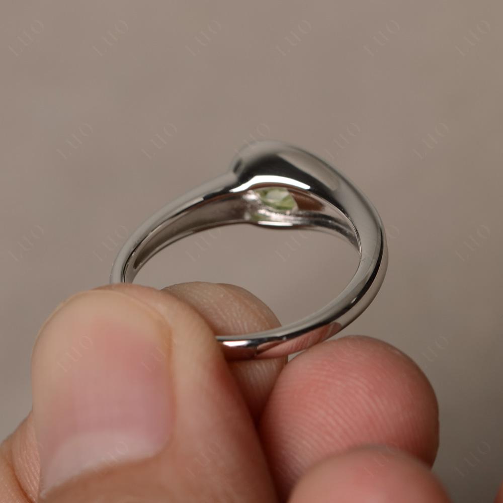 Peridot Streamline Ring - LUO Jewelry