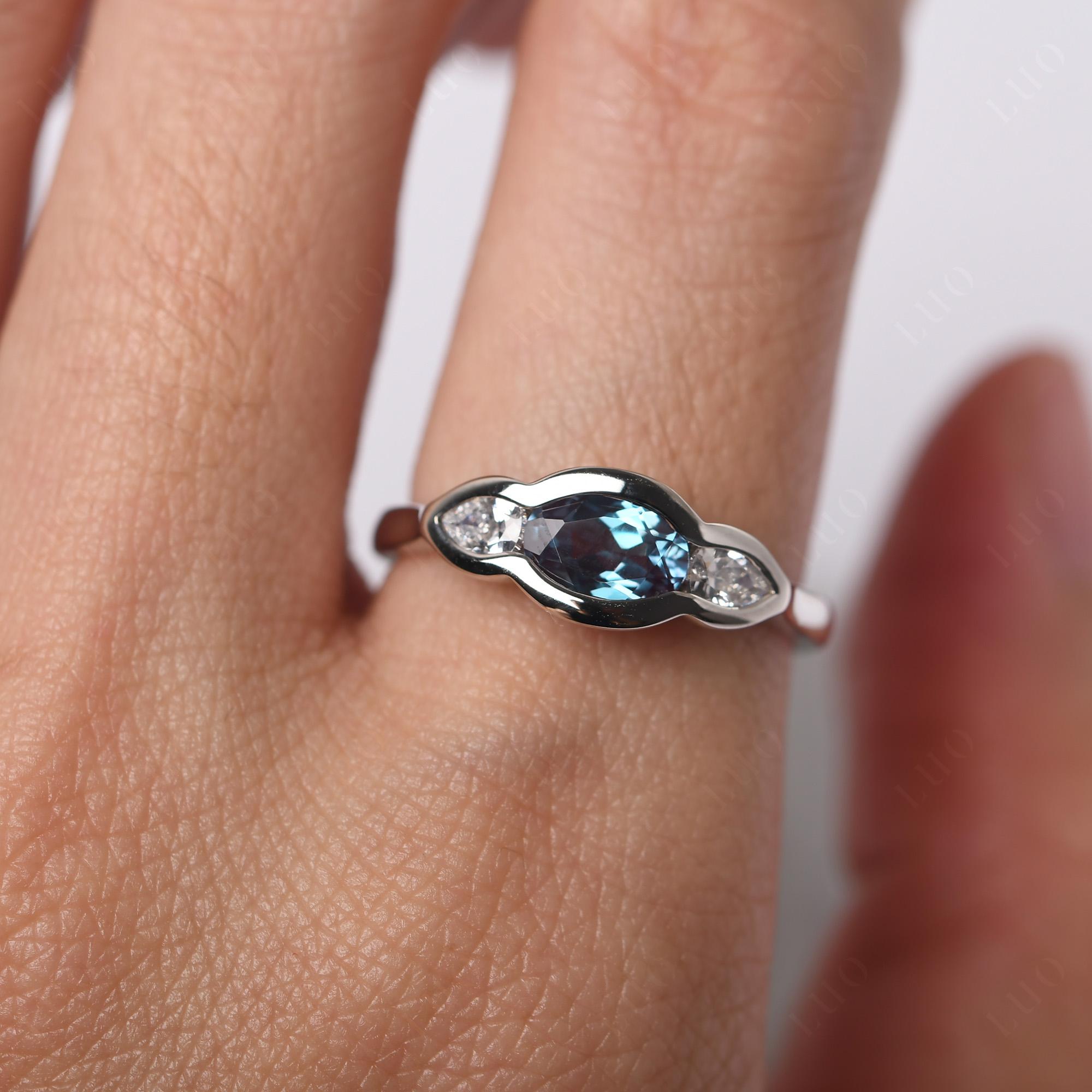 3 Stone Bezel Set Alexandrite Wave Ring - LUO Jewelry