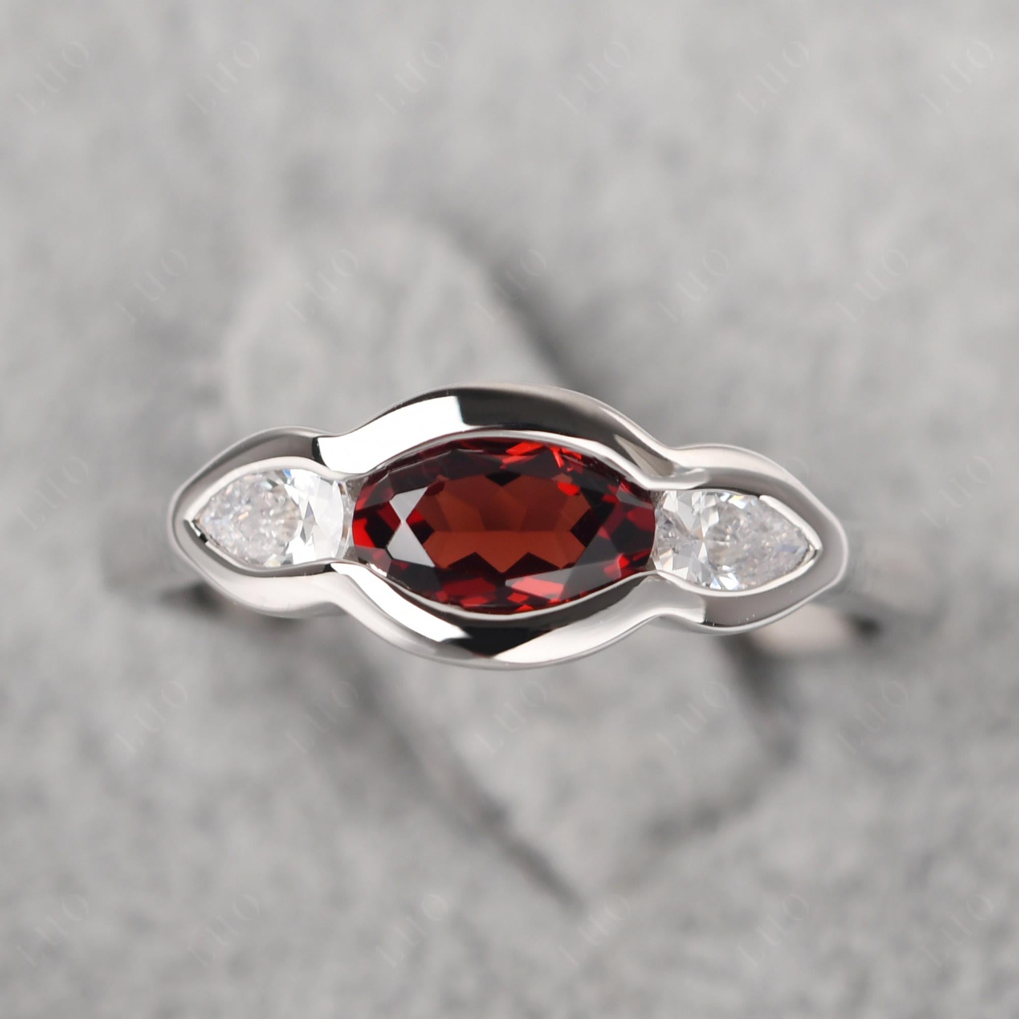 3 Stone Bezel Set Garnet Wave Ring - LUO Jewelry