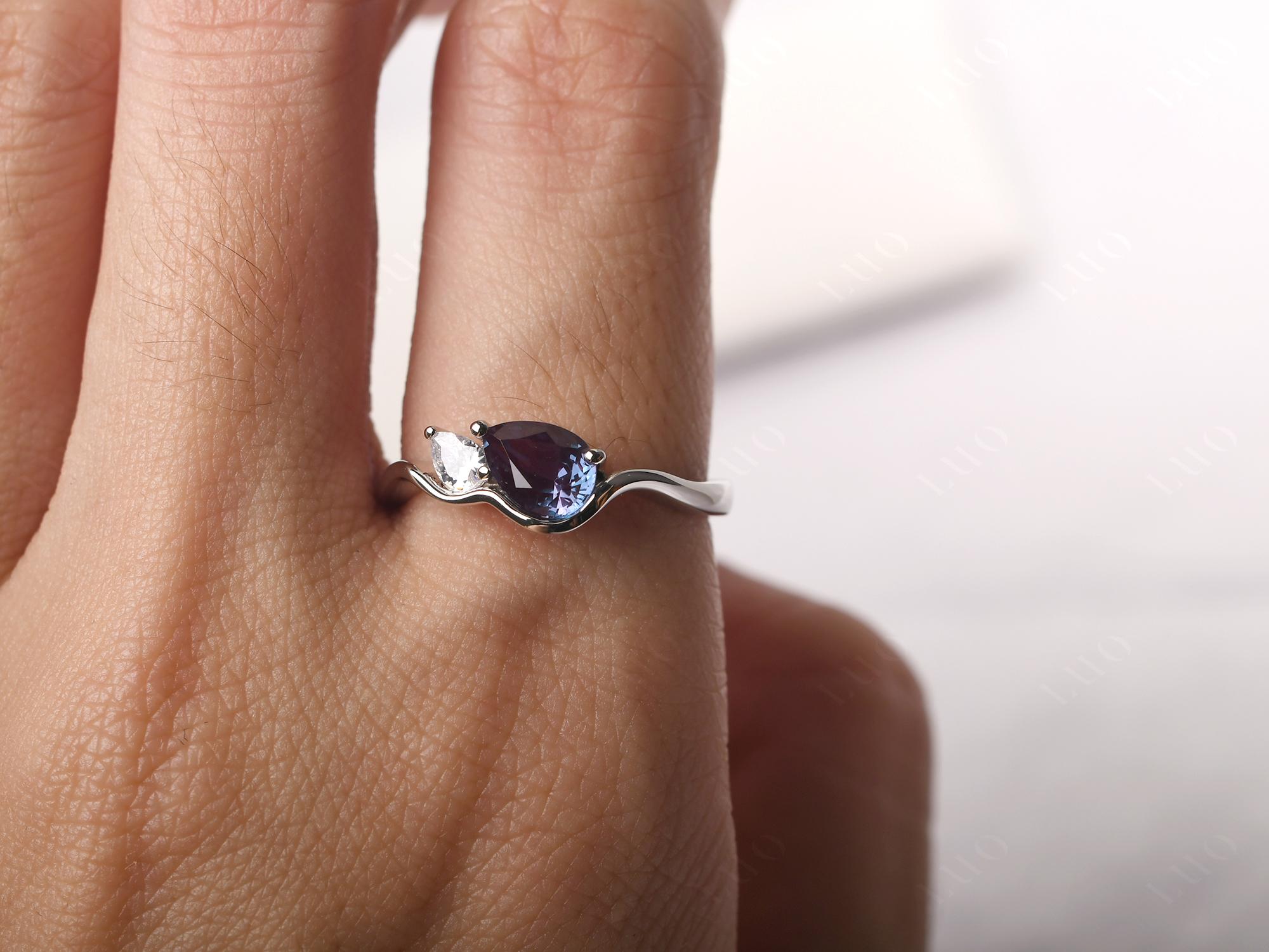 Unique 2 Stones Alexandrite Mothers Ring - LUO Jewelry