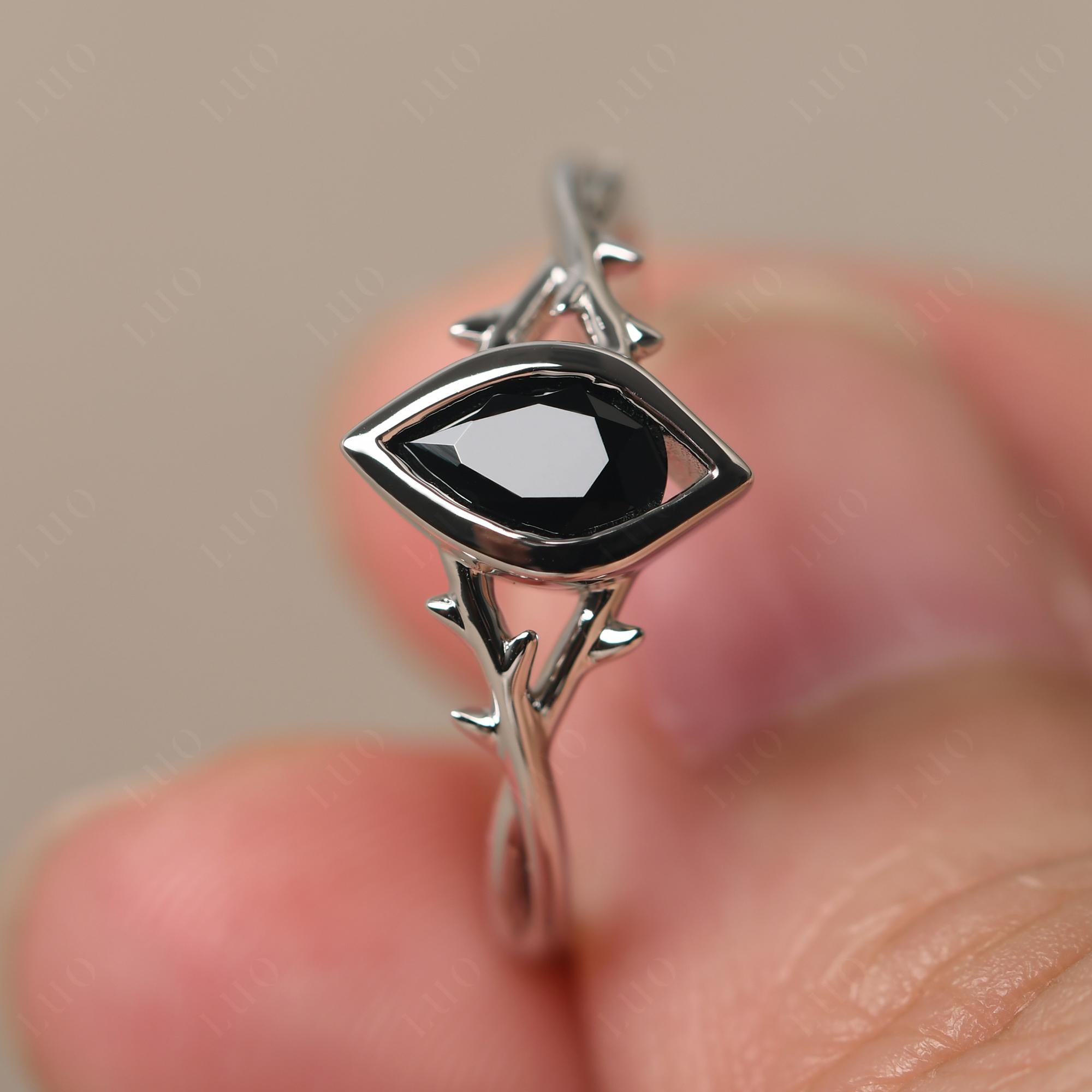Black Spinel Twig Bezel Set Ring - LUO Jewelry