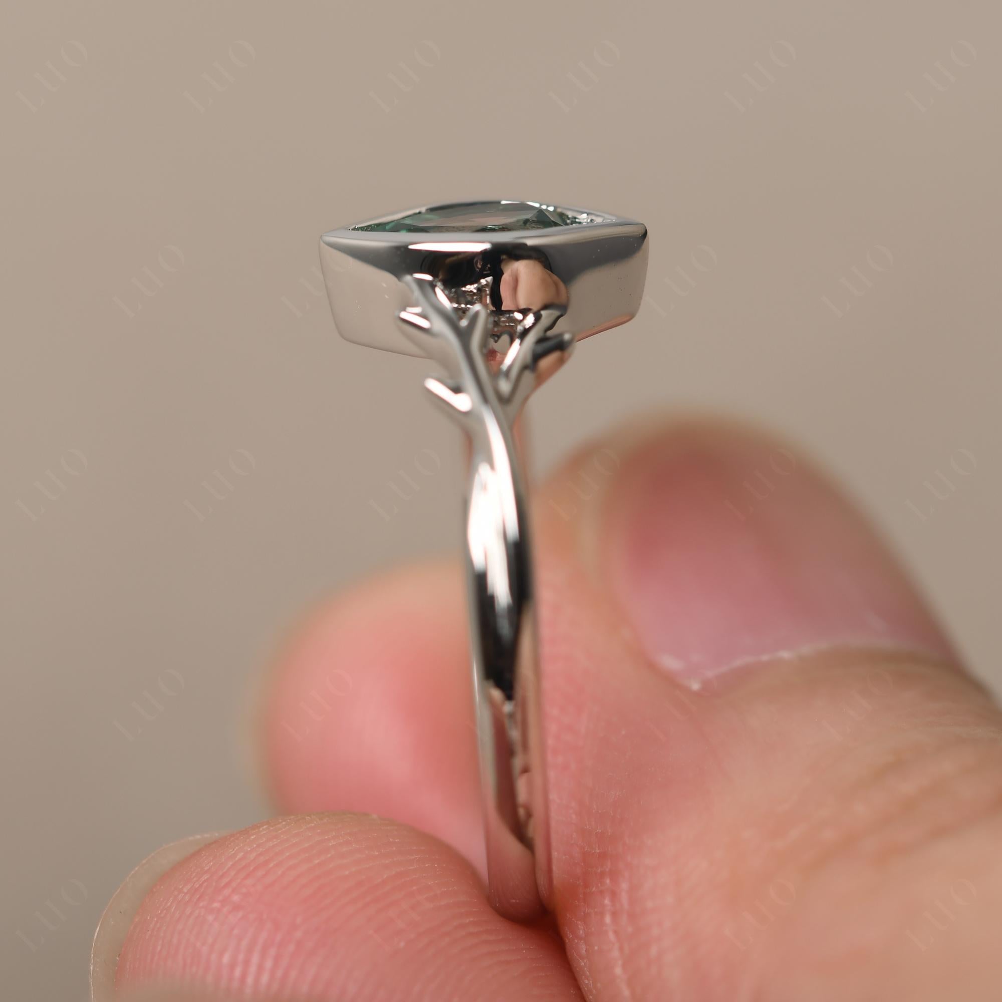Green Sapphire Twig Bezel Set Ring - LUO Jewelry