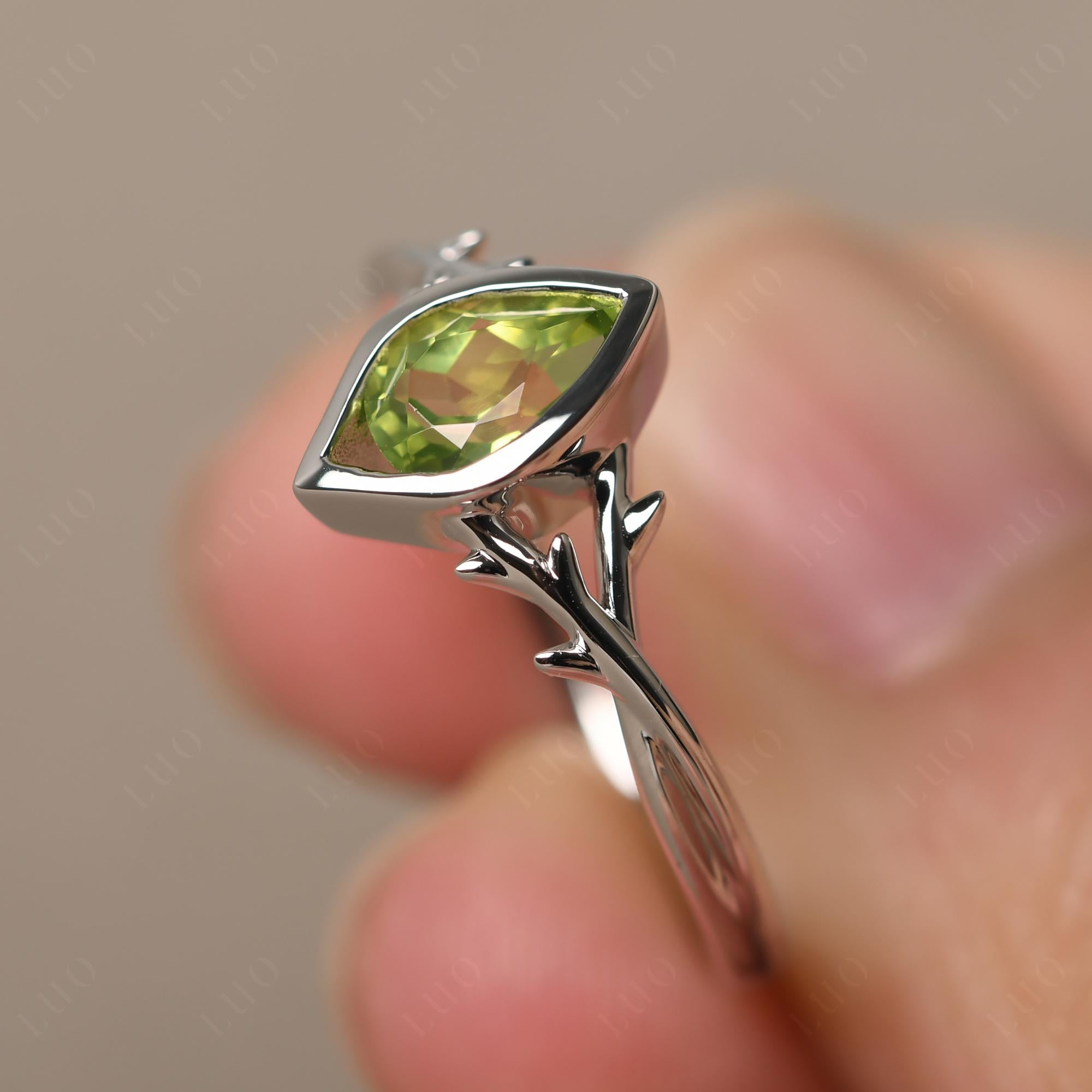 Peridot Twig Ring - LUO Jewelry