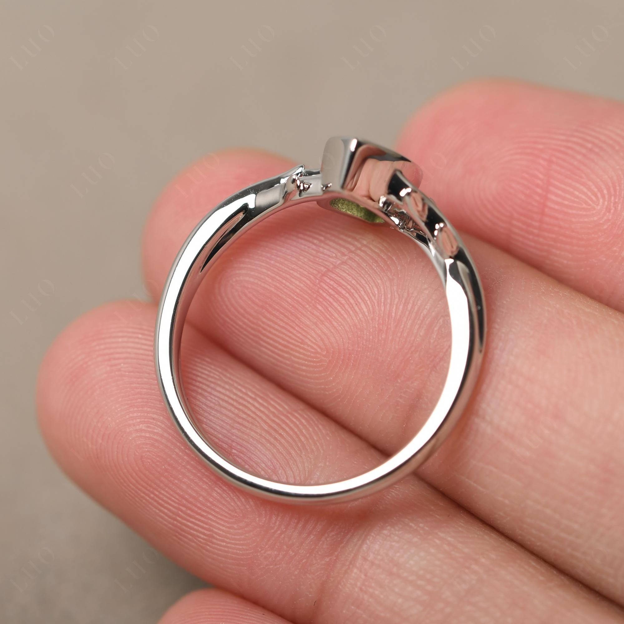 Peridot Twig Ring - LUO Jewelry
