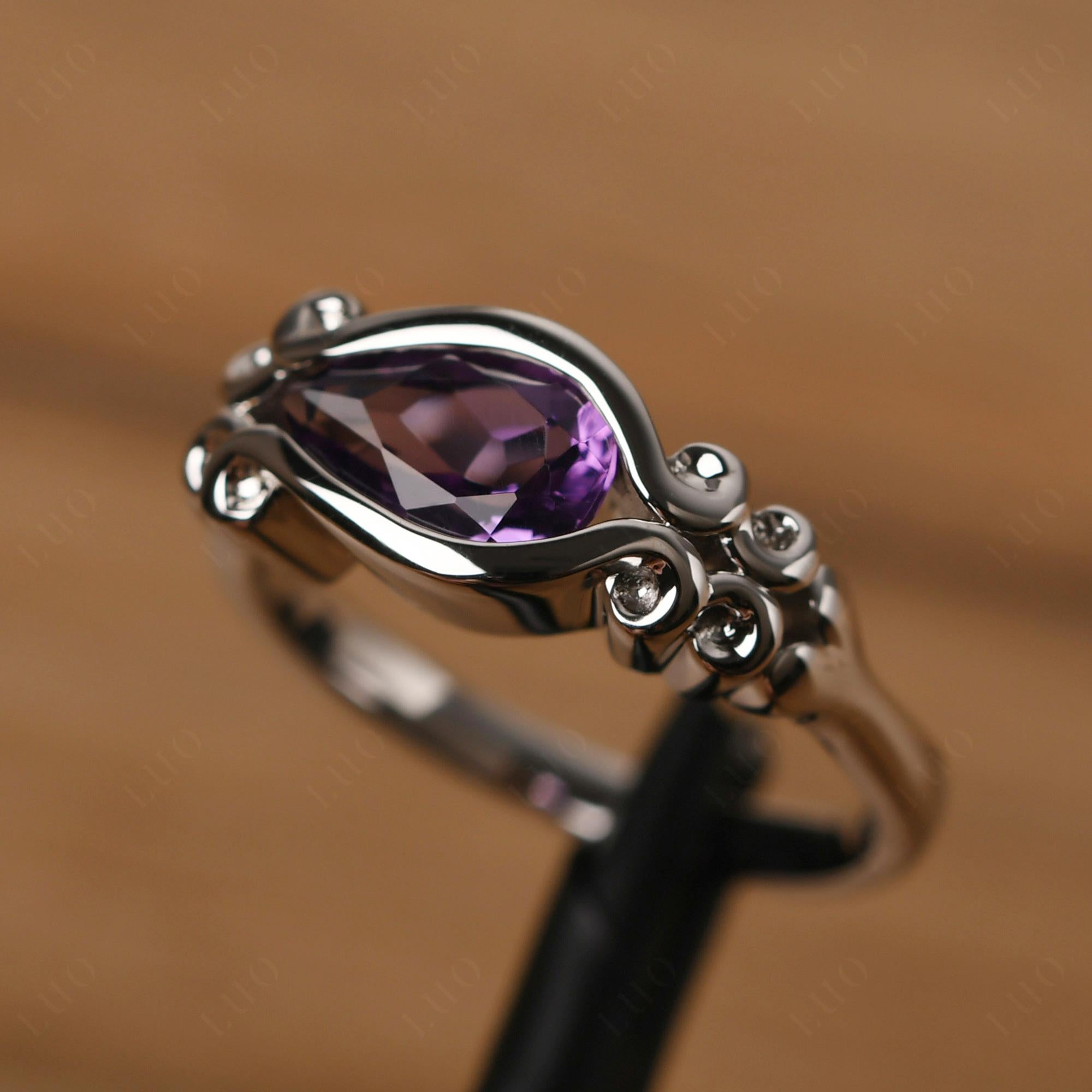 Amethyst Scrollwork Ring - LUO Jewelry