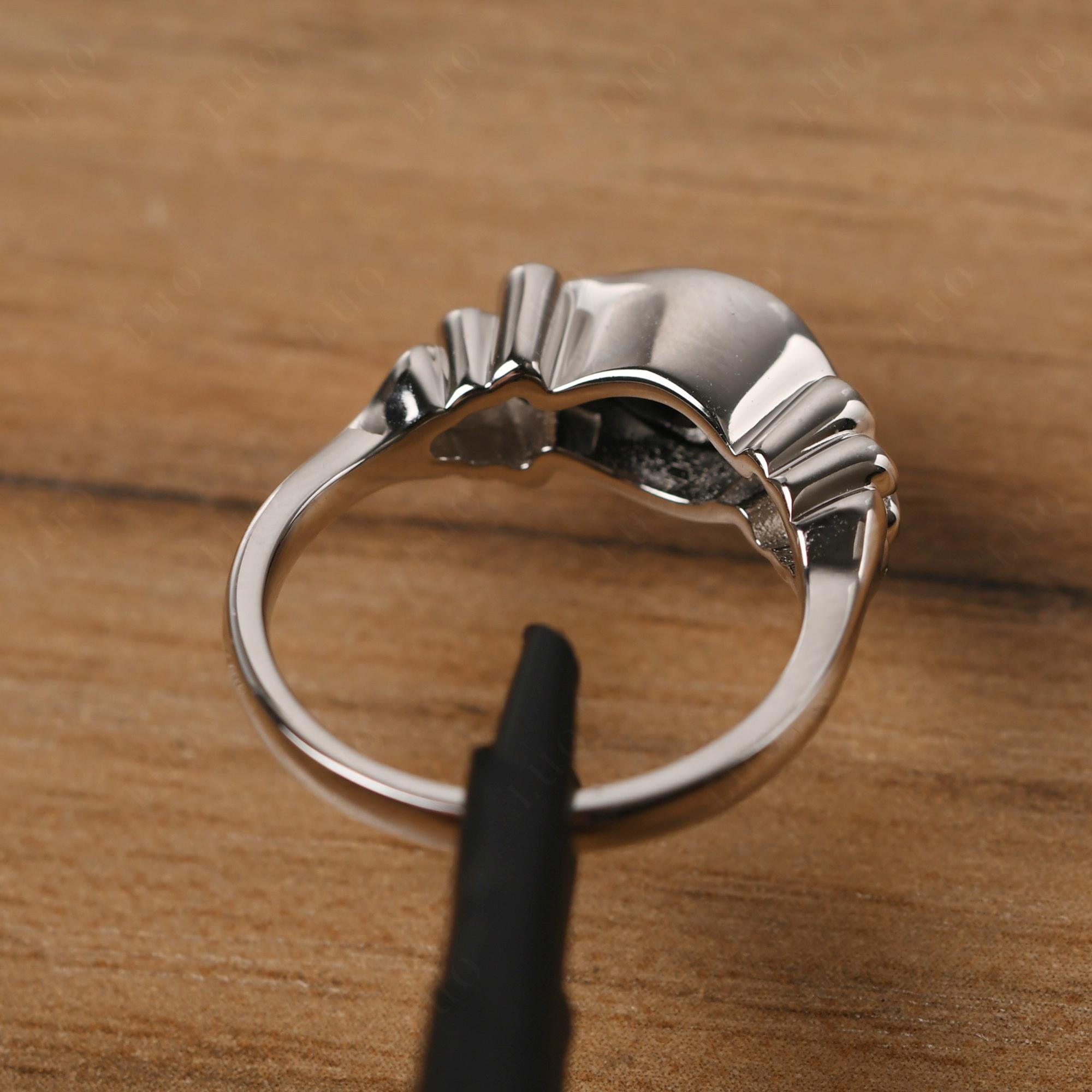 Black Spinel Scrollwork Ring - LUO Jewelry