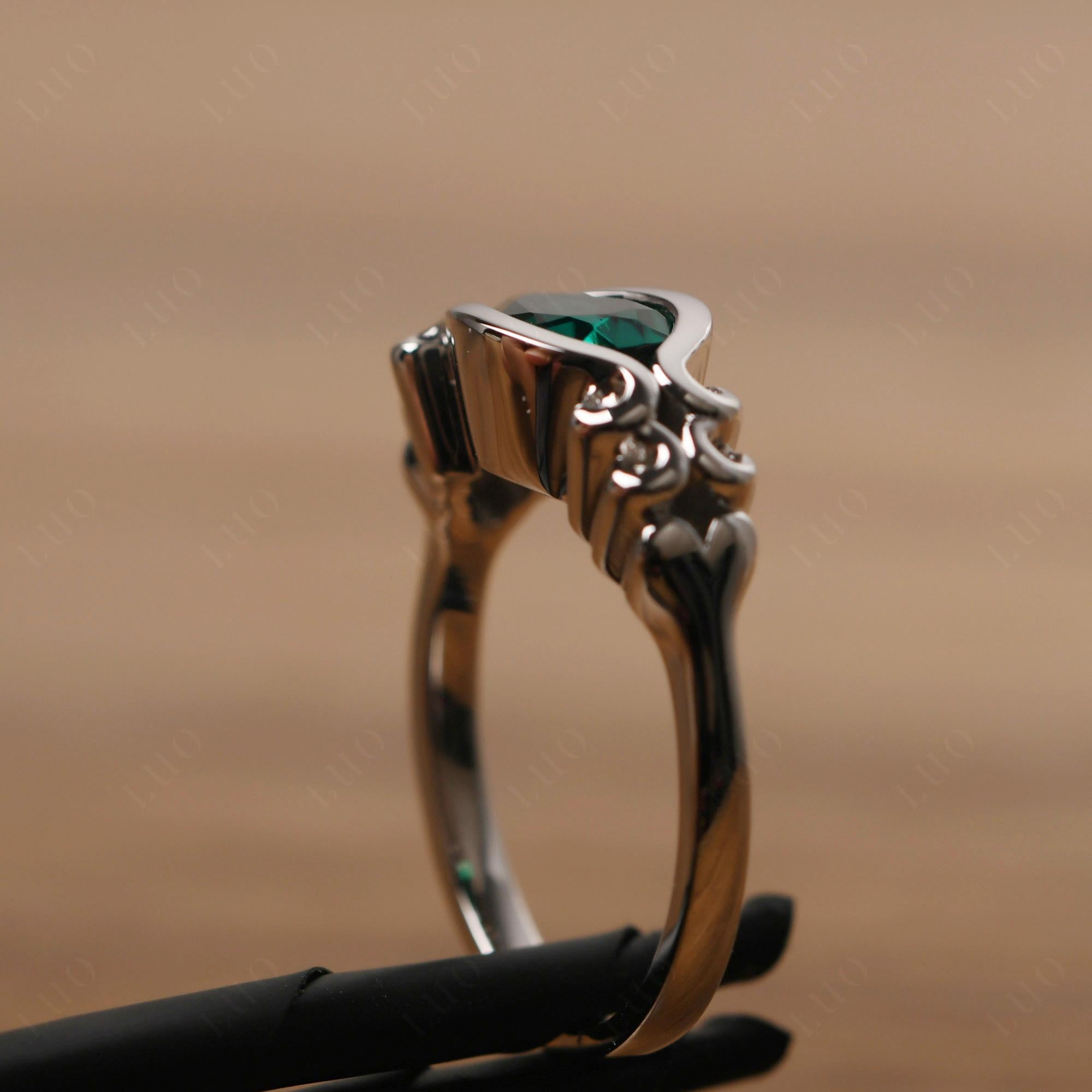 Emerald Scrollwork Ring - LUO Jewelry