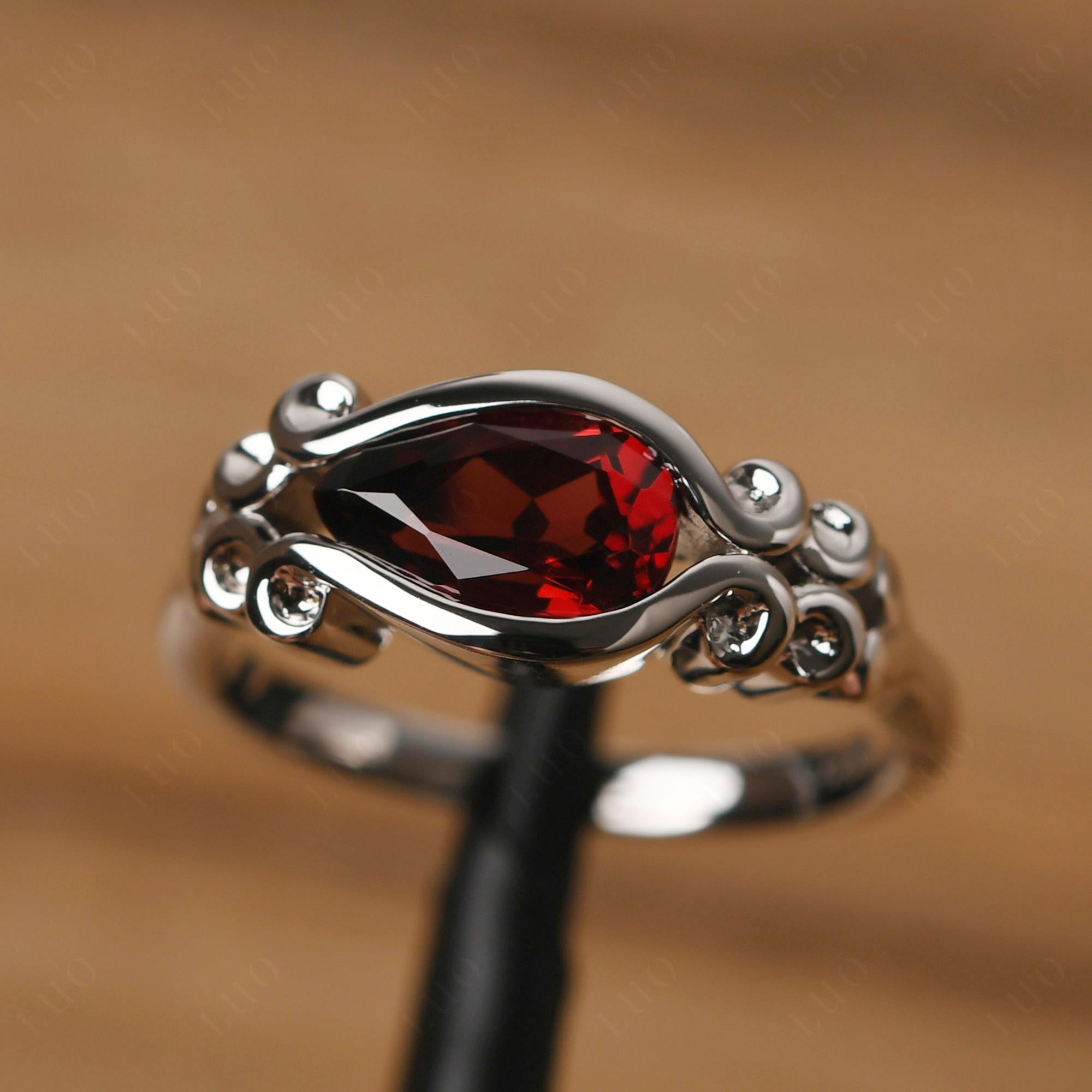 Pear Shaped Garnet Scroll Ring - LUO Jewelry