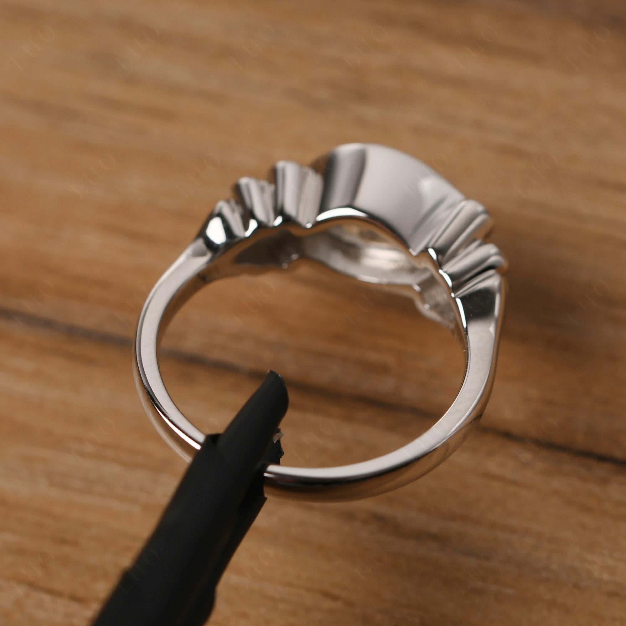 Green Amethyst Scrollwork Ring - LUO Jewelry