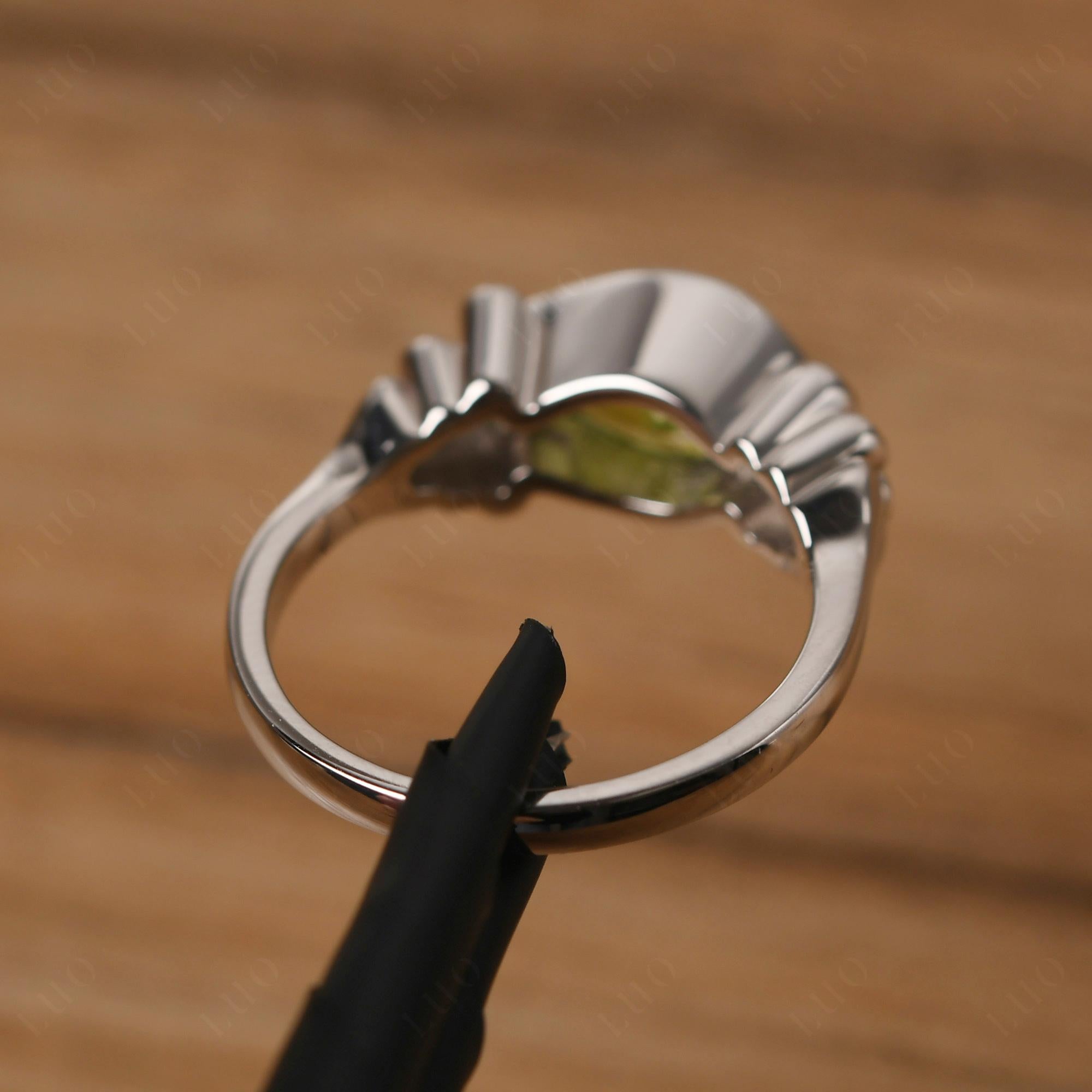 Pear Shaped Peridot Scroll Ring - LUO Jewelry