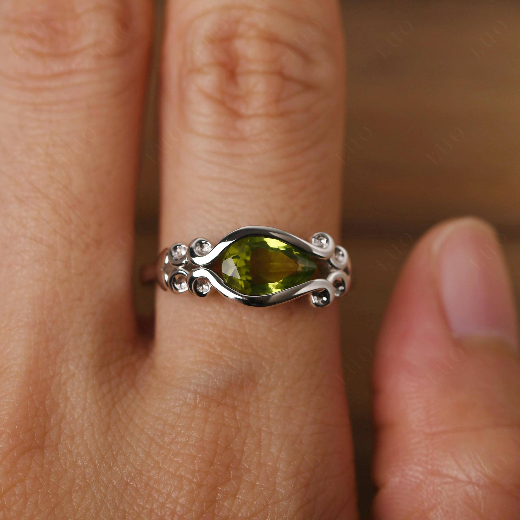 Pear Shaped Peridot Scroll Ring - LUO Jewelry