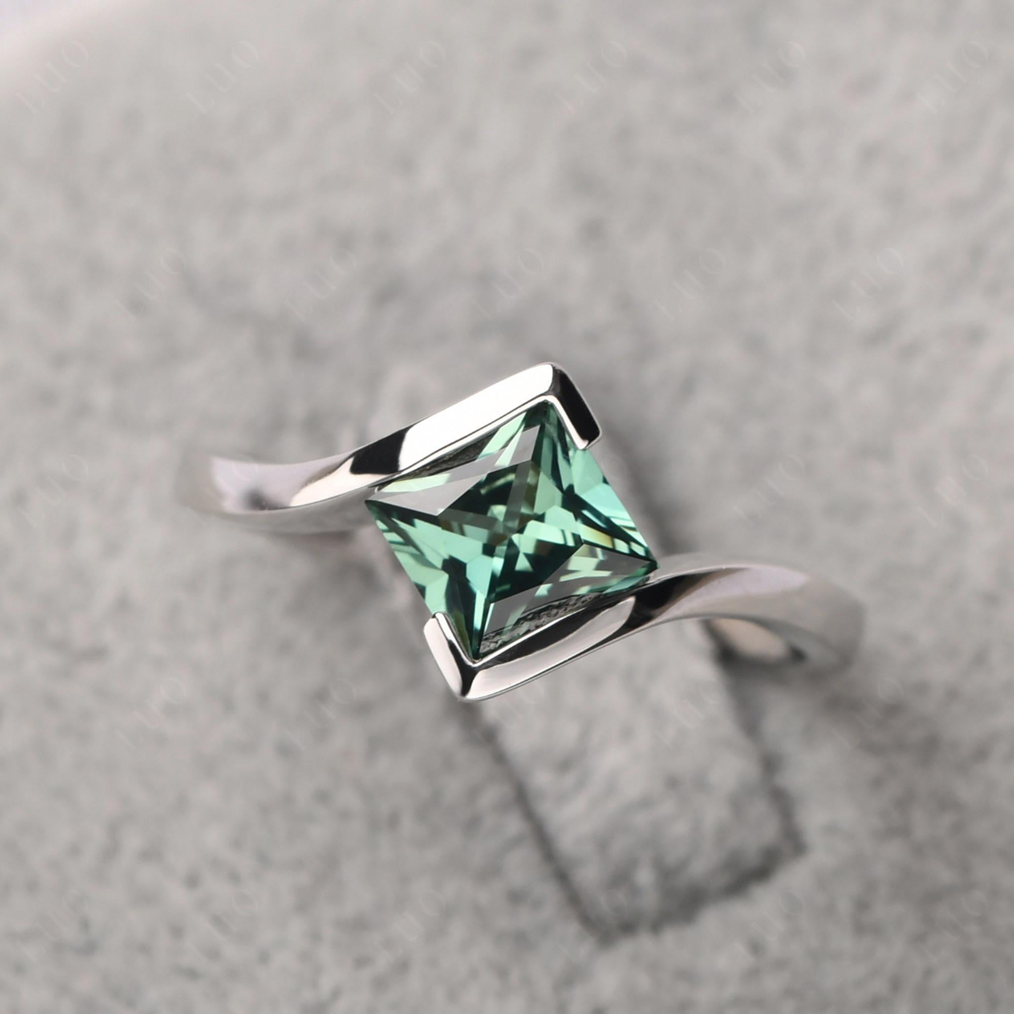 Princess Cut Green Sapphire Bypass Ring - LUO Jewelry