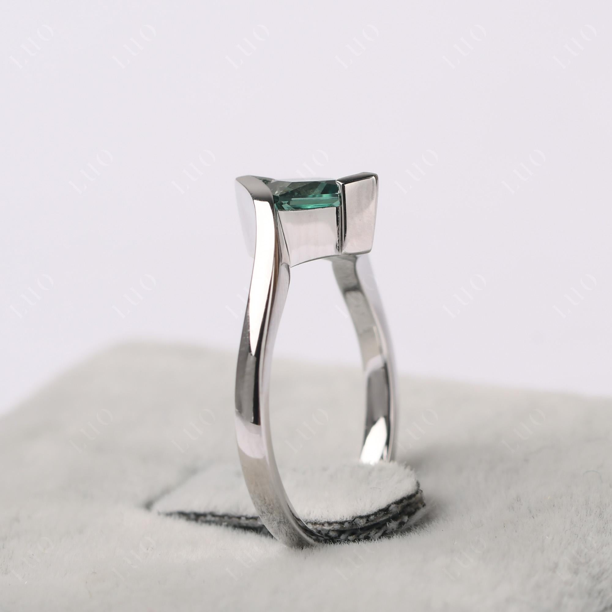 Princess Cut Green Sapphire Bypass Ring - LUO Jewelry
