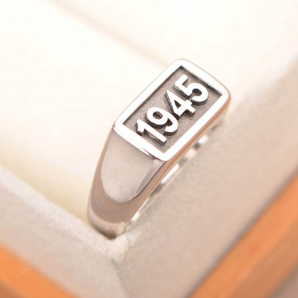 Men's Number Stamp Ringnone