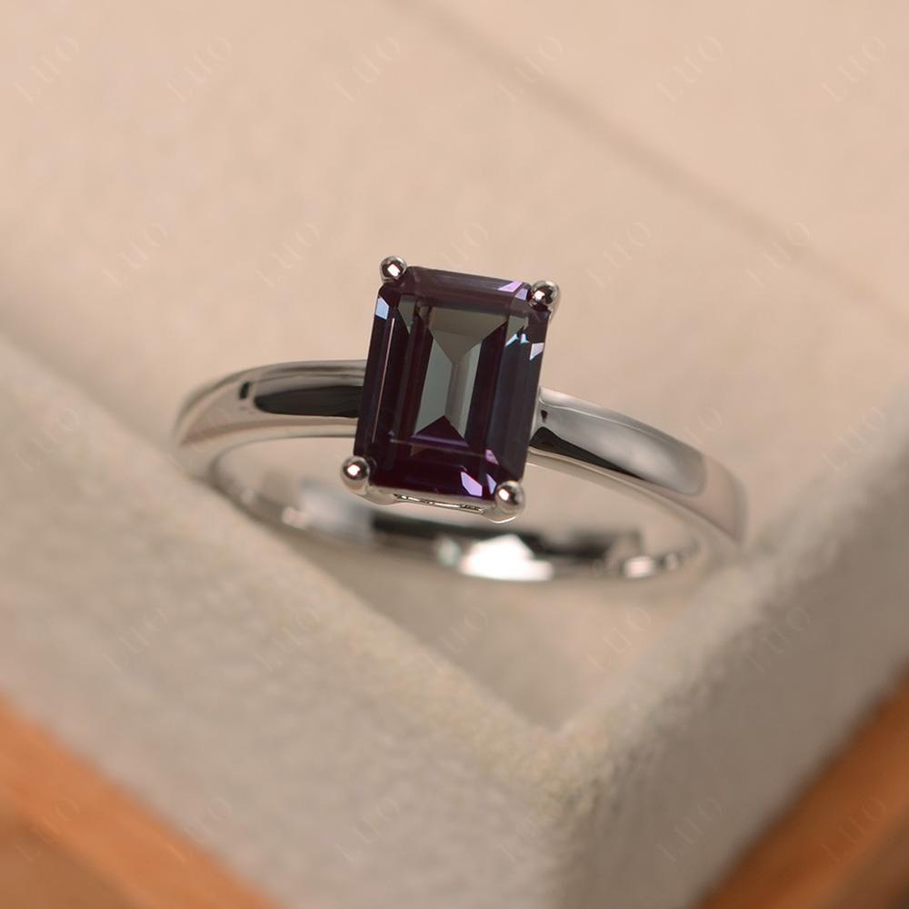 Emerald Cut Alexandrite Solitaire Ring - LUO Jewelry