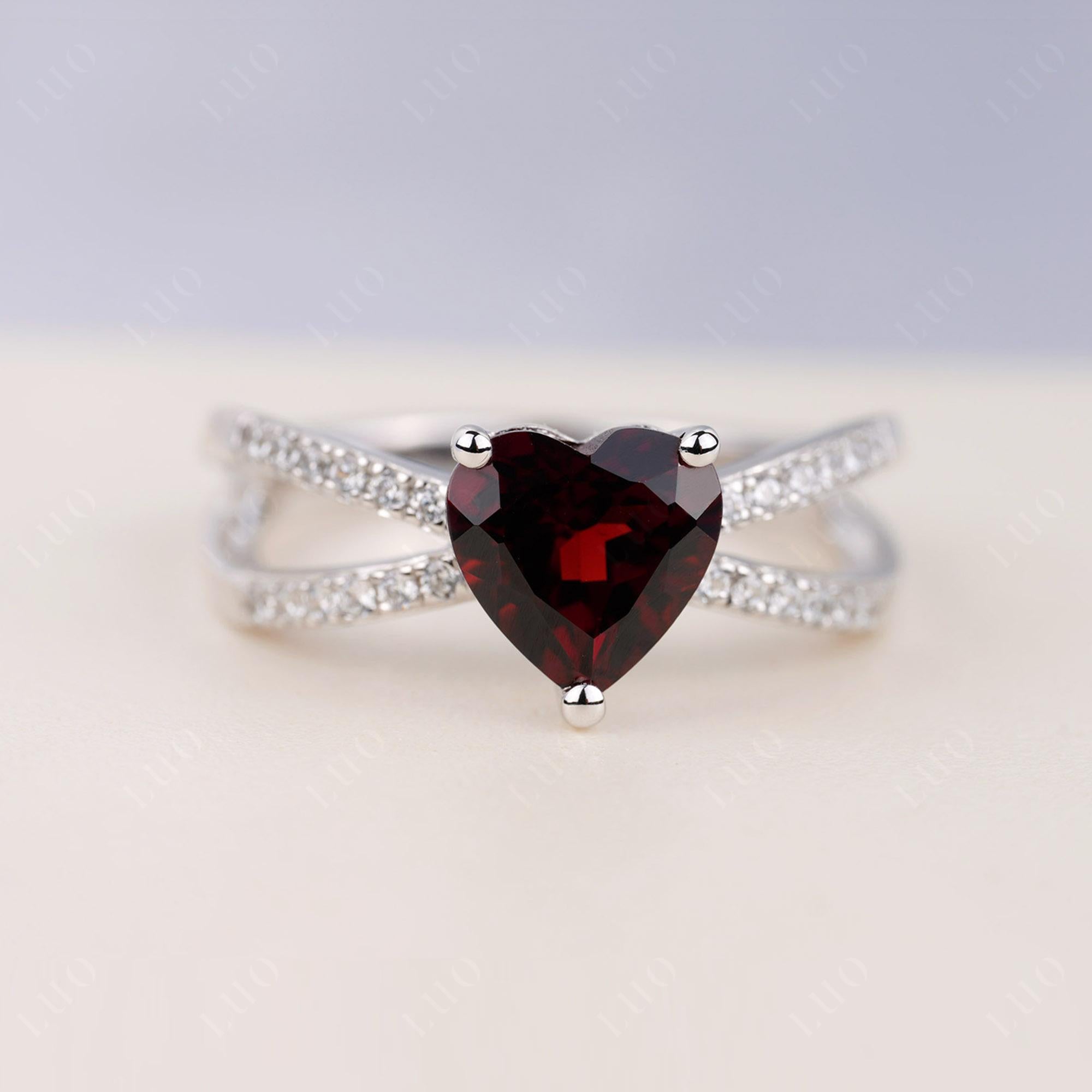 Garnet Split Band Ring - LUO Jewelry