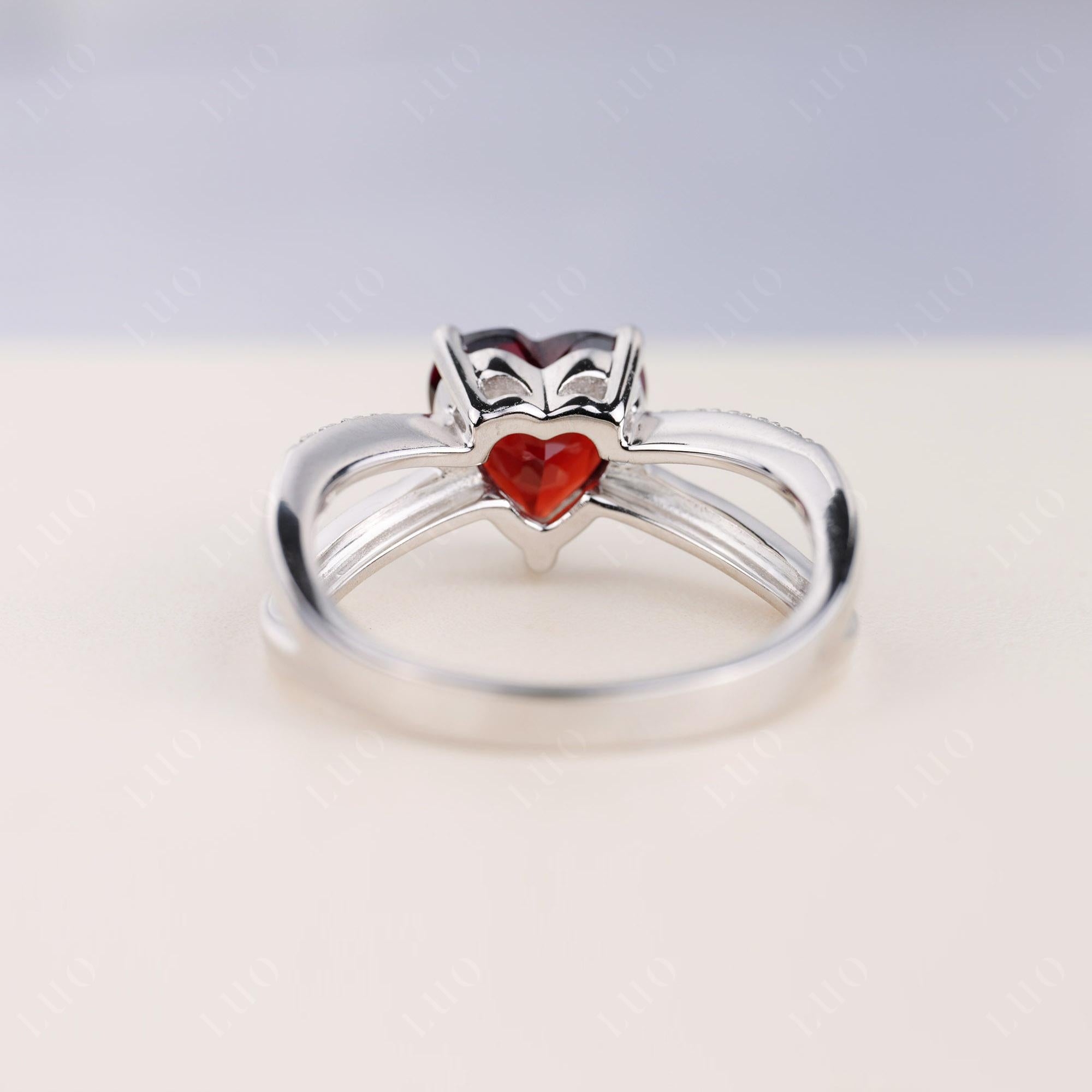 Garnet Split Band Ring - LUO Jewelry