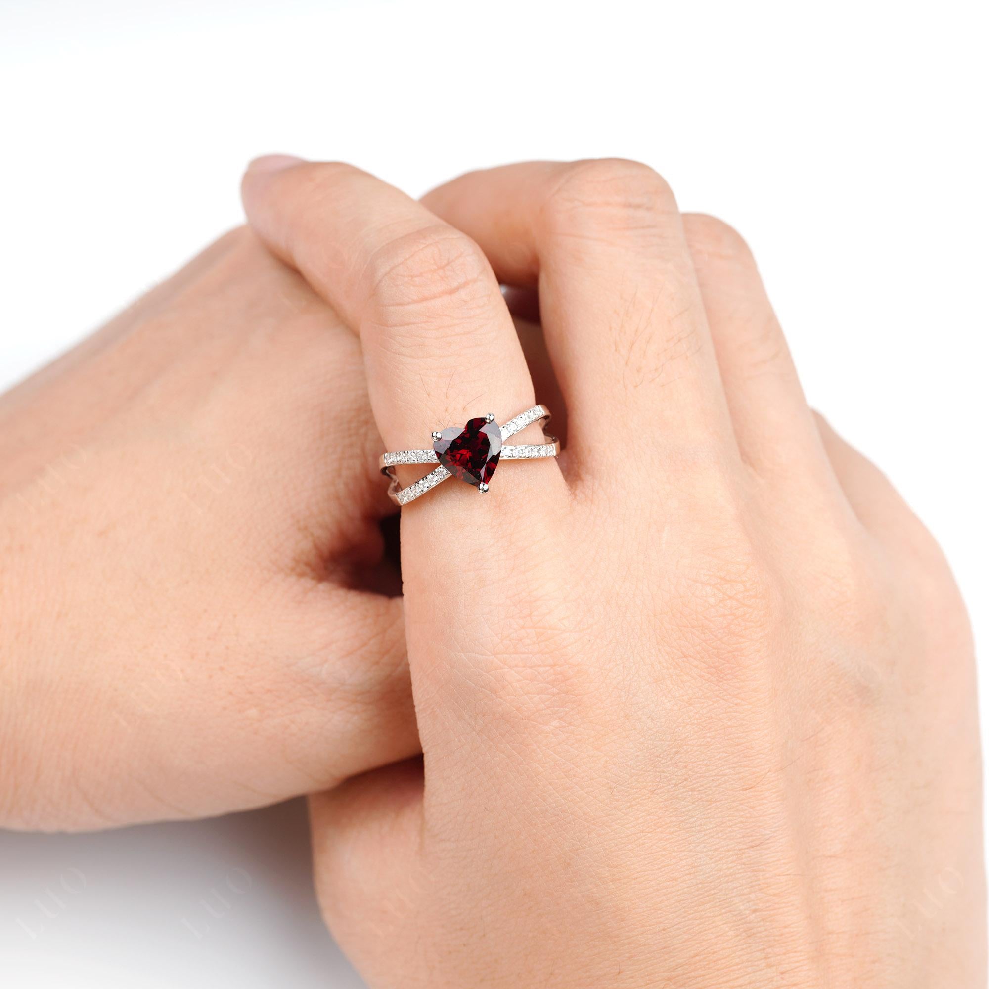 Garnet Split Band Ring - LUO Jewelry