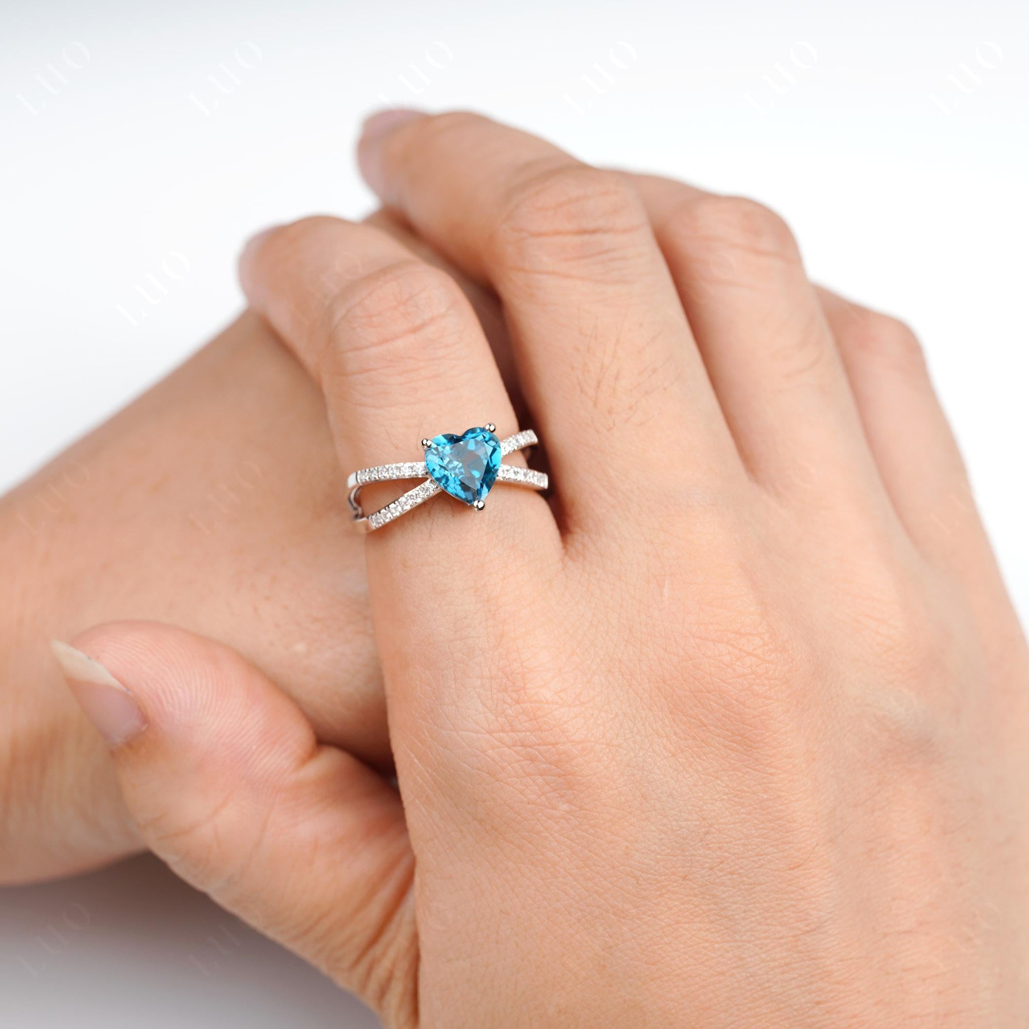 London Blue Topaz Split Band Ring - LUO Jewelry