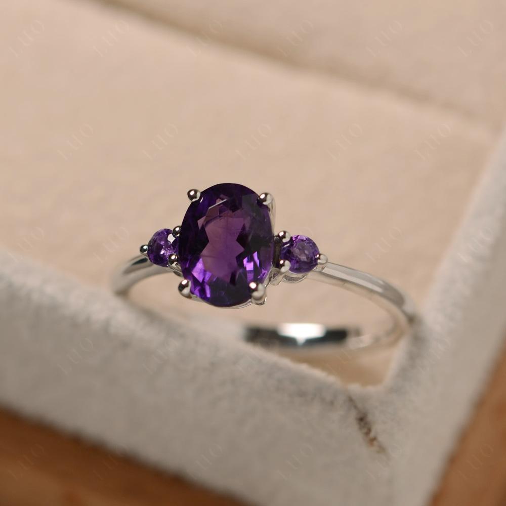 Trilogy Oval Amethyst Ring - LUO Jewelry