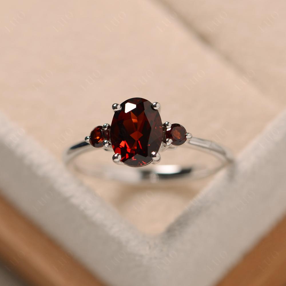 Trilogy Oval Garnet Ring - LUO Jewelry