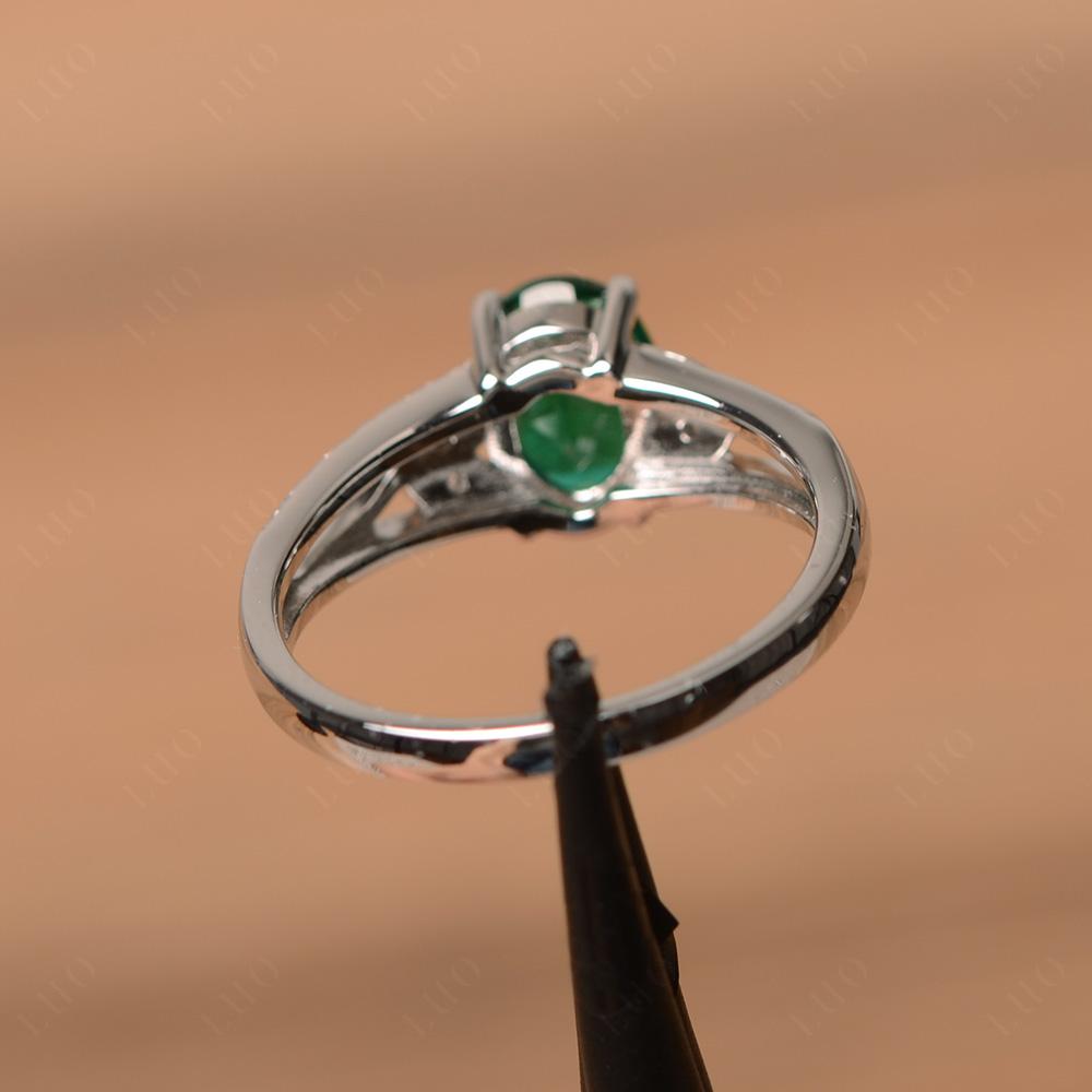 Oval Cut Emerald Ring - LUO Jewelry