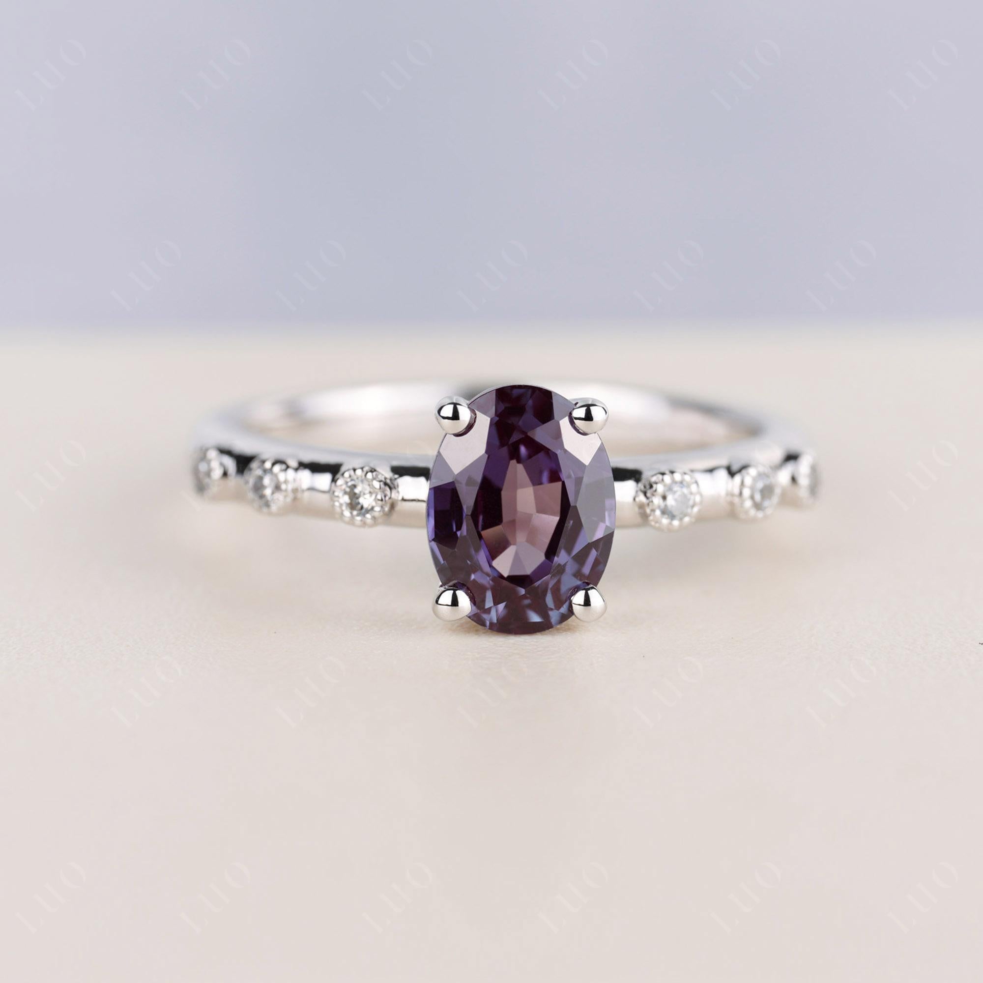 Antique Oval Cut Alexandrite Ring - LUO Jewelry