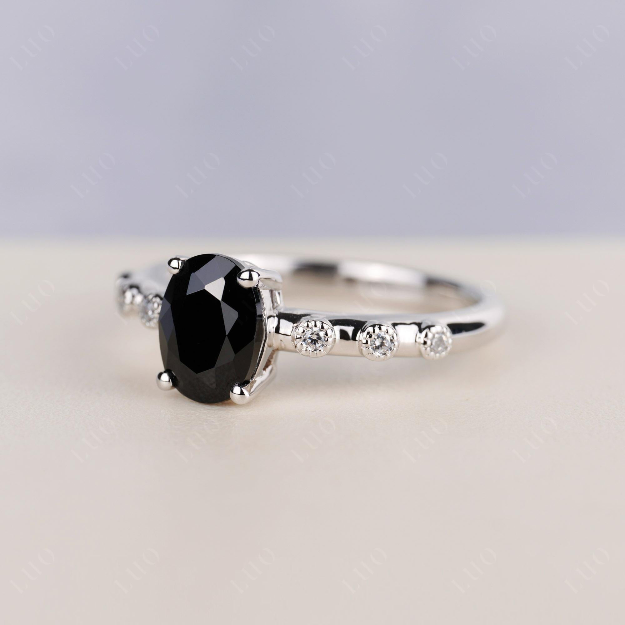 Antique Oval Cut Black Spinel Ring - LUO Jewelry