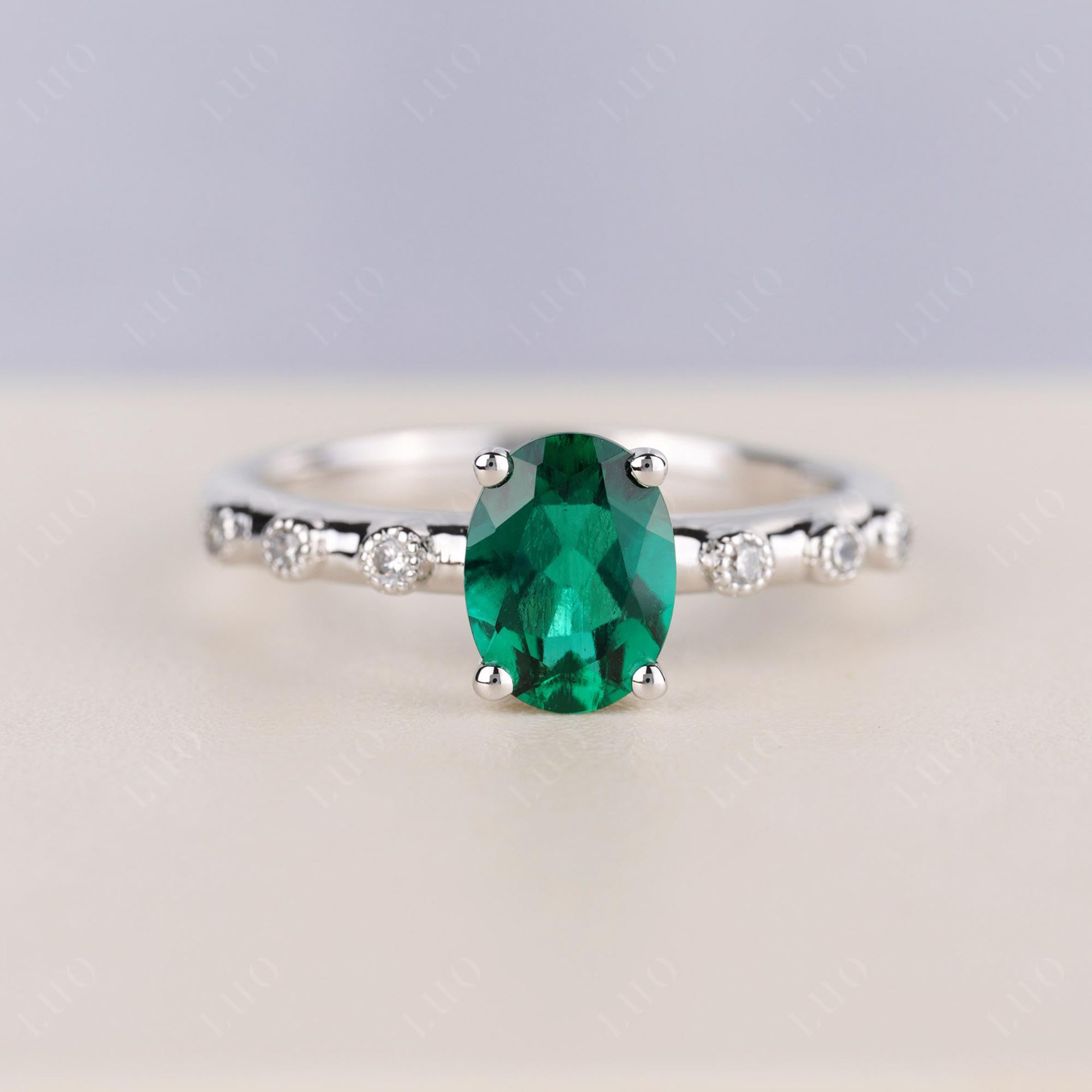 Antique Oval Cut Emerald Ring - LUO Jewelry