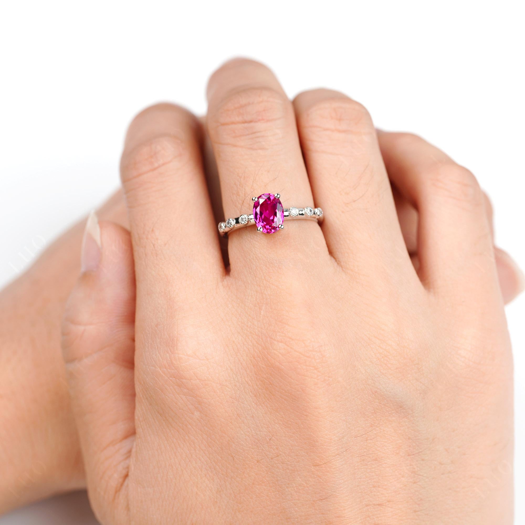 Antique Oval Cut Ruby Ring - LUO Jewelry