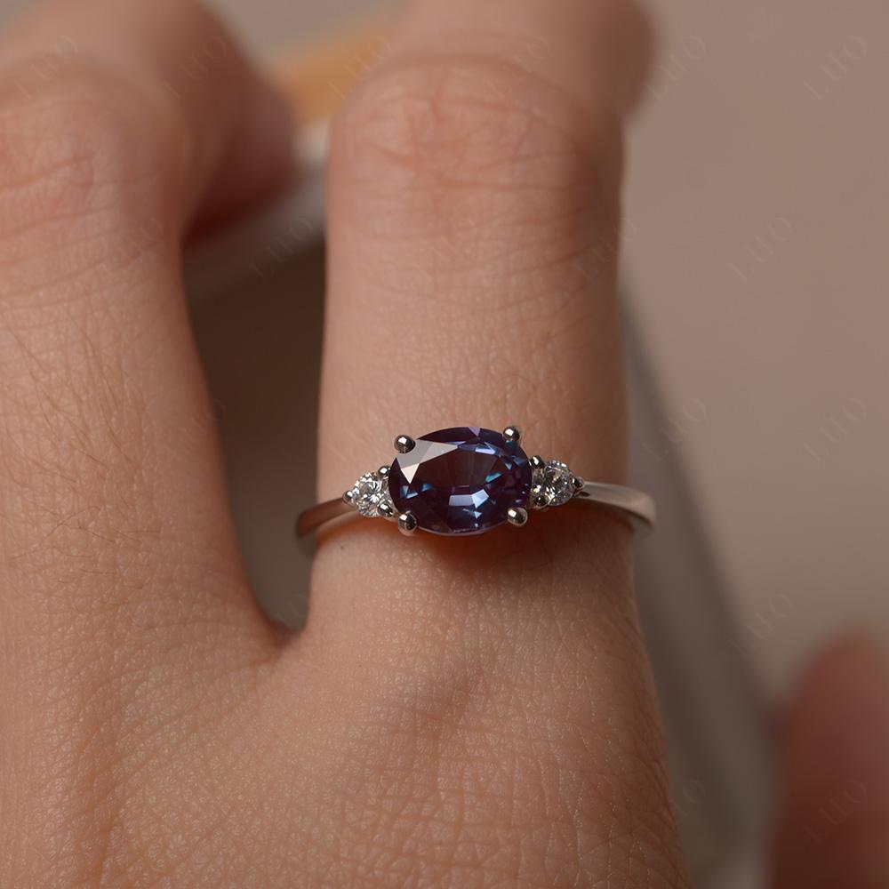 Oval East West Alexandrite Trilogy Ring - LUO Jewelry