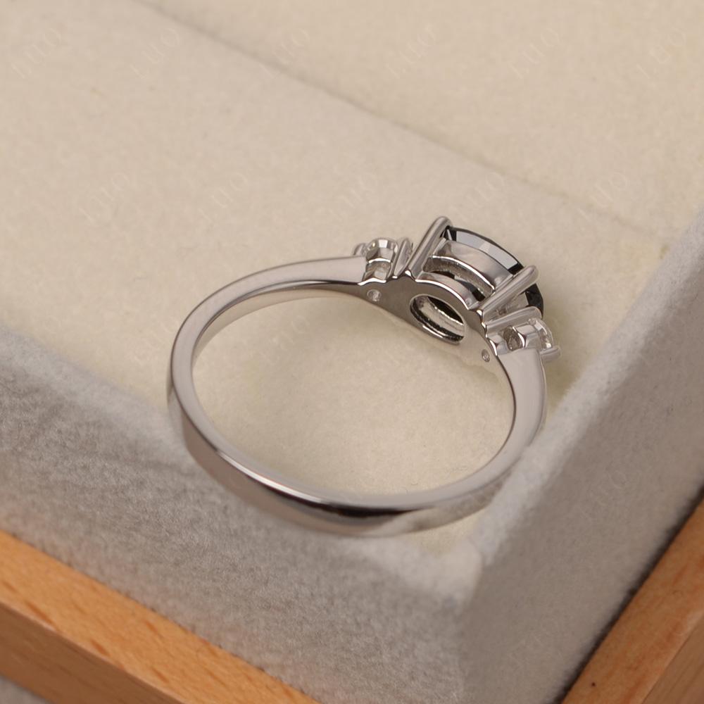 Oval East West Black Spinel Trilogy Ring - LUO Jewelry