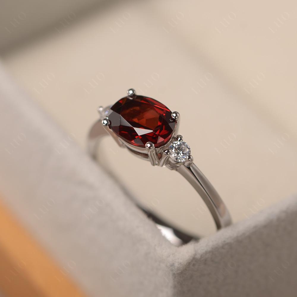 Oval East West Garnet Trilogy Ring - LUO Jewelry
