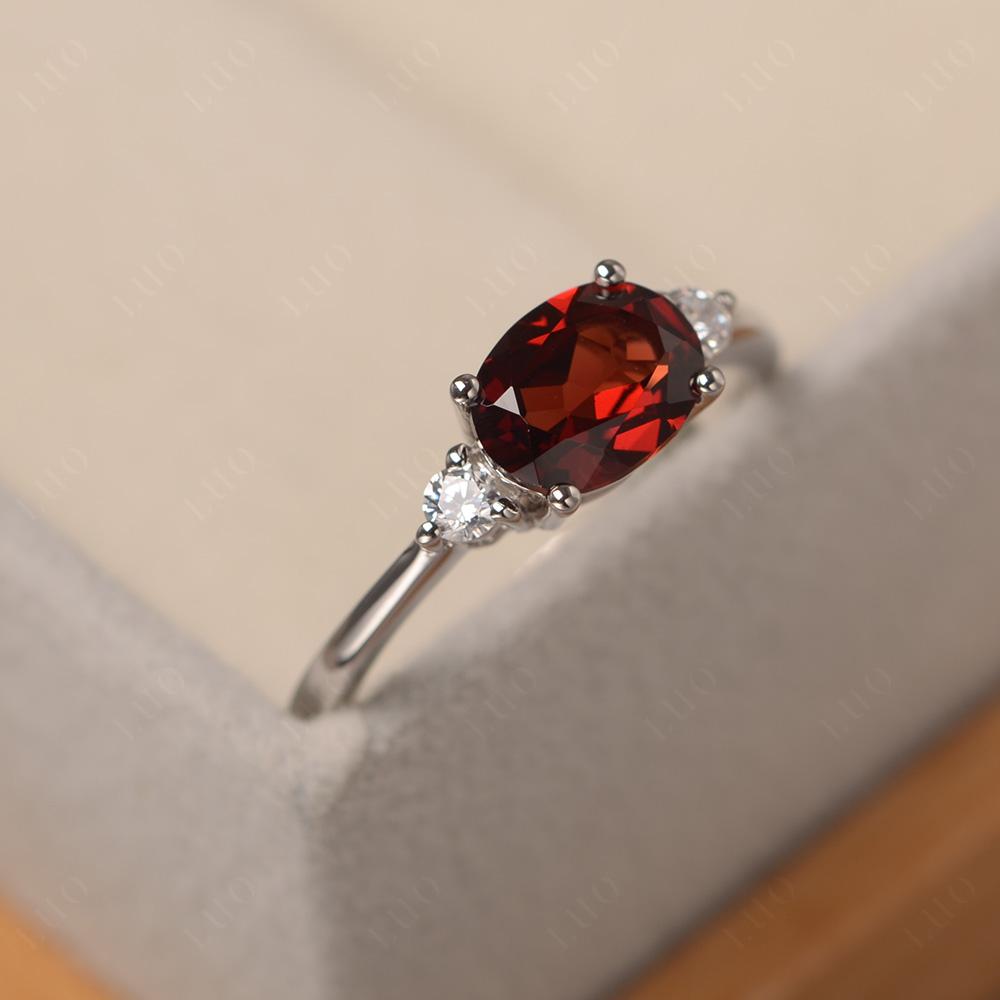 Oval East West Garnet Trilogy Ring - LUO Jewelry