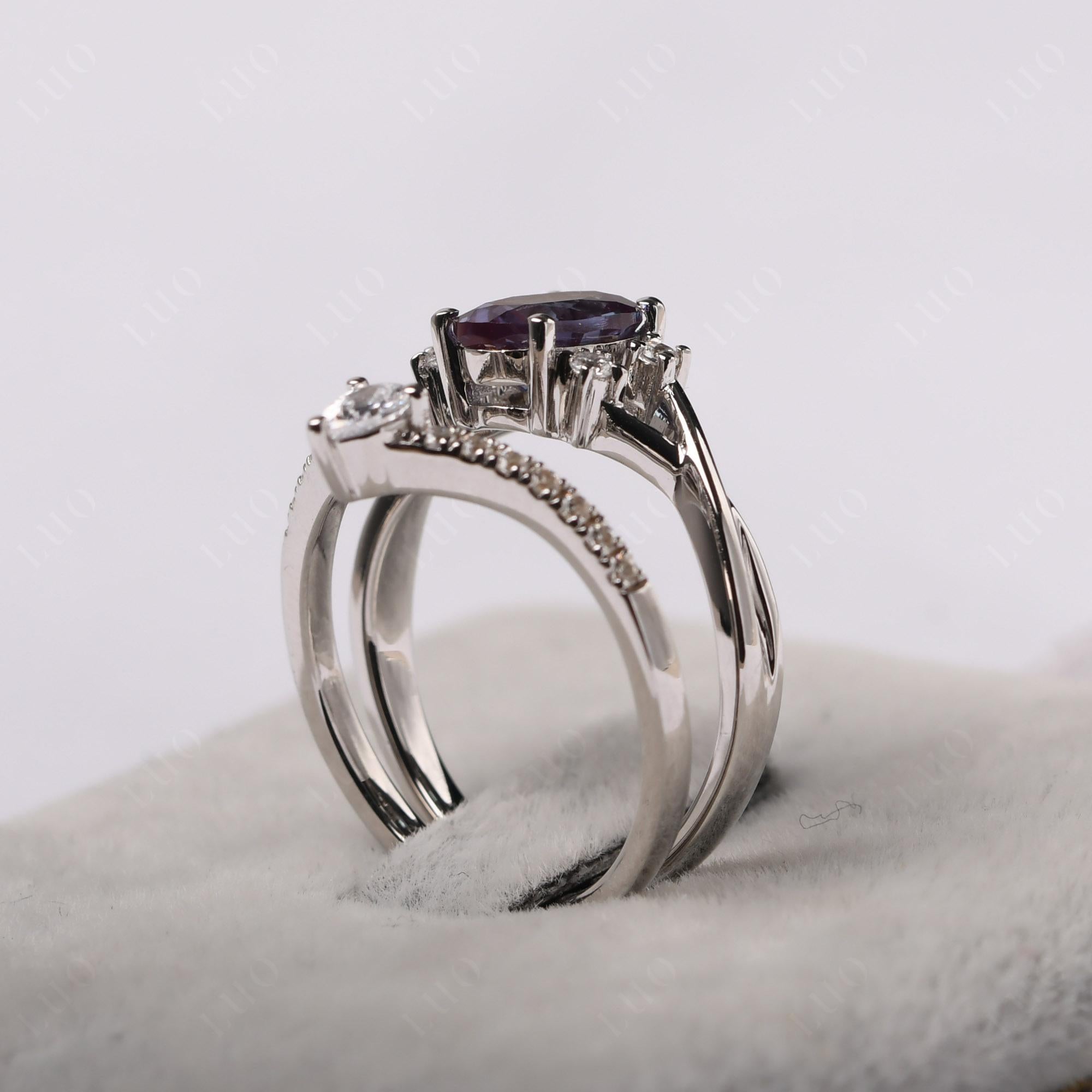 Alexandrite Oval Engagement Ring with Wedding Band - LUO Jewelry